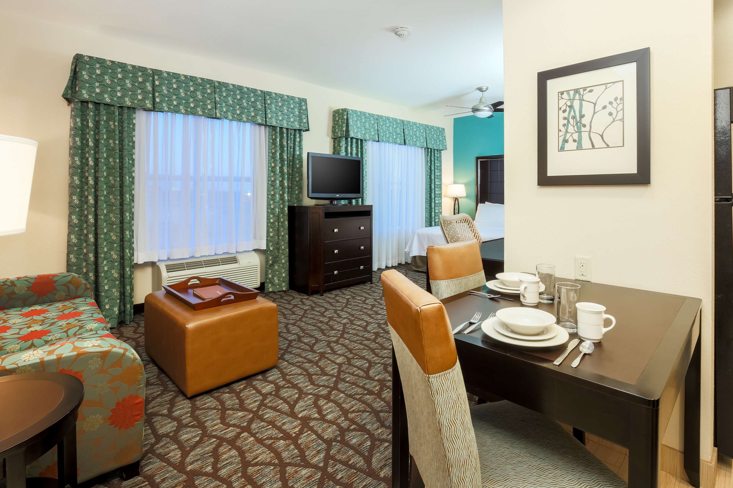 Guest room