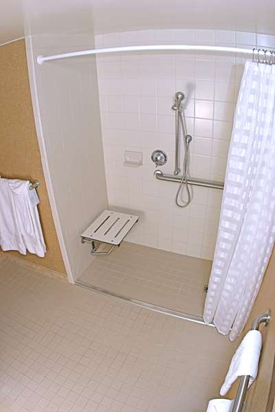  - Embassy Suites LAX Airport Los Angeles