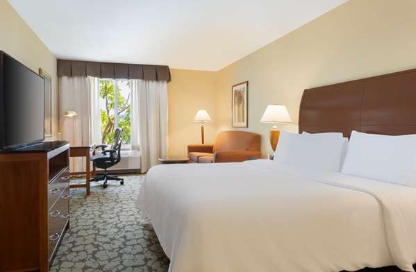  - Hilton Garden Inn El Segundo
