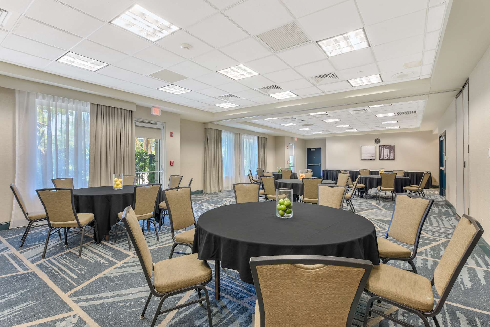 Meeting Room | The Hilton Garden Inn LAX El Segundo