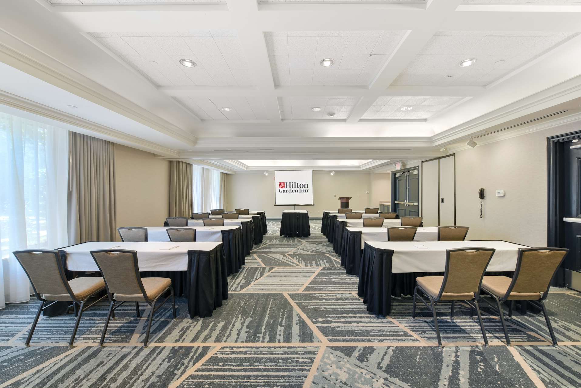 Meeting Room | The Hilton Garden Inn LAX El Segundo