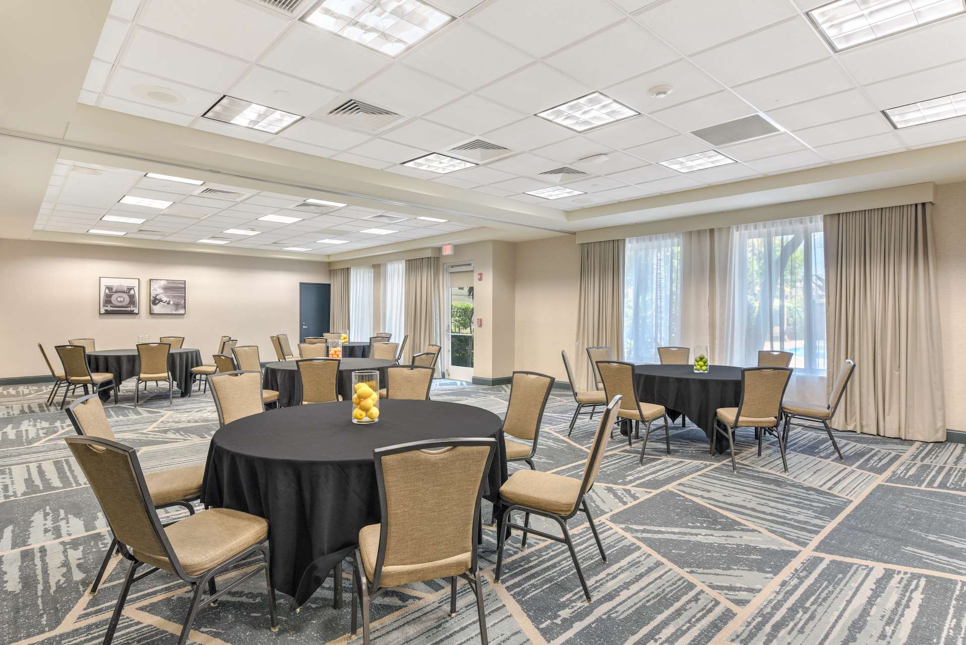 Meeting Room | The Hilton Garden Inn LAX El Segundo