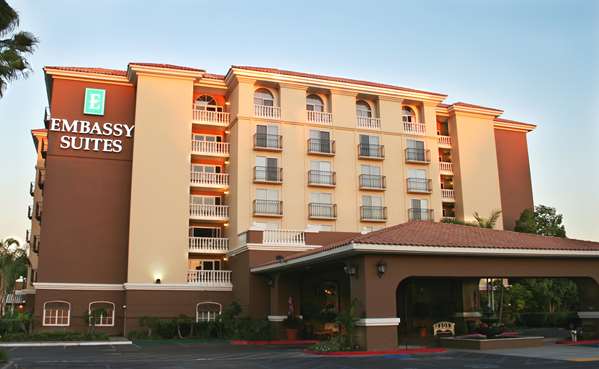 Exterior view - Embassy Suites North Anaheim