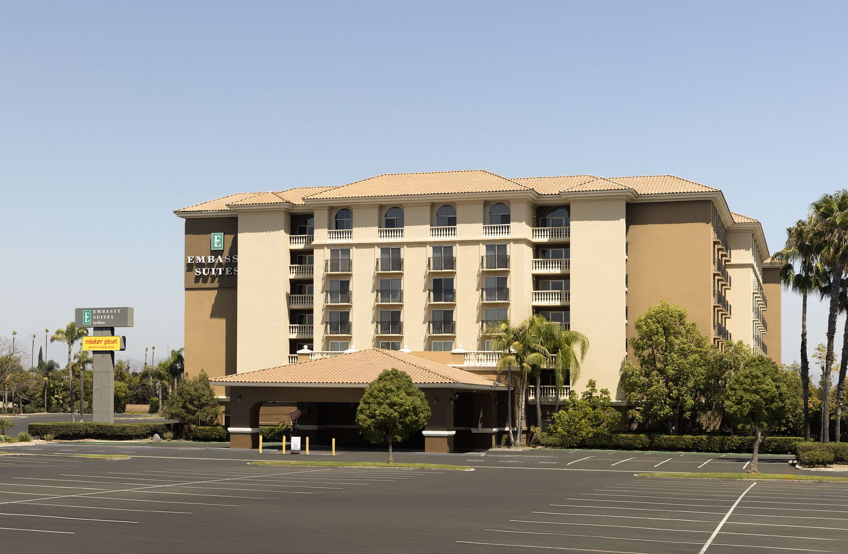 Exterior | Embassy Suites by Hilton Anaheim North