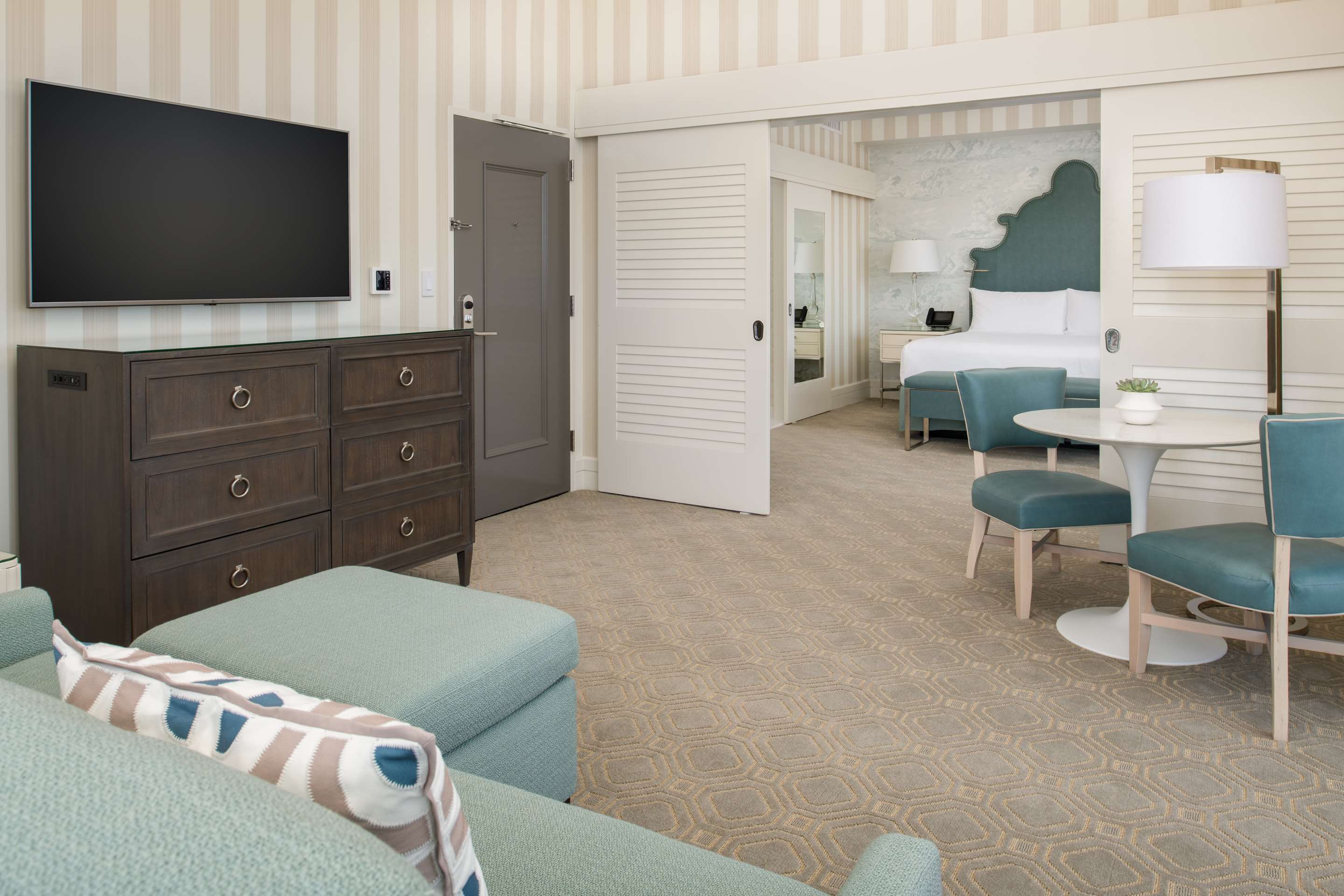 Guest room
