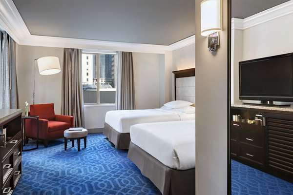  - Hilton Checkers Hotel Los Angeles