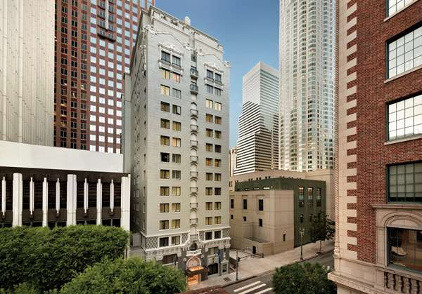 Exterior view - Hilton Checkers Hotel Los Angeles