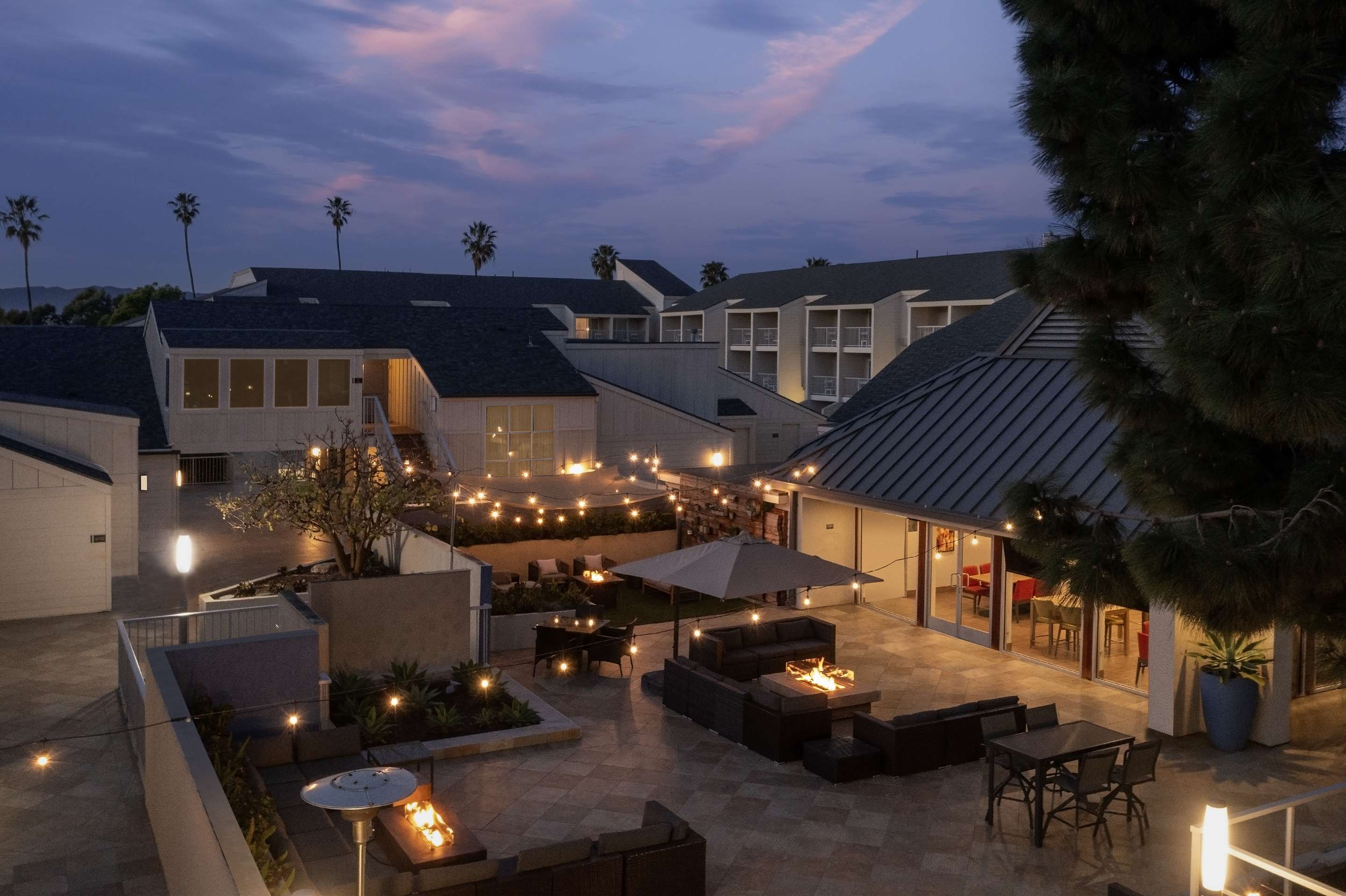 Exterior | Hilton Garden Inn Marina Del Rey