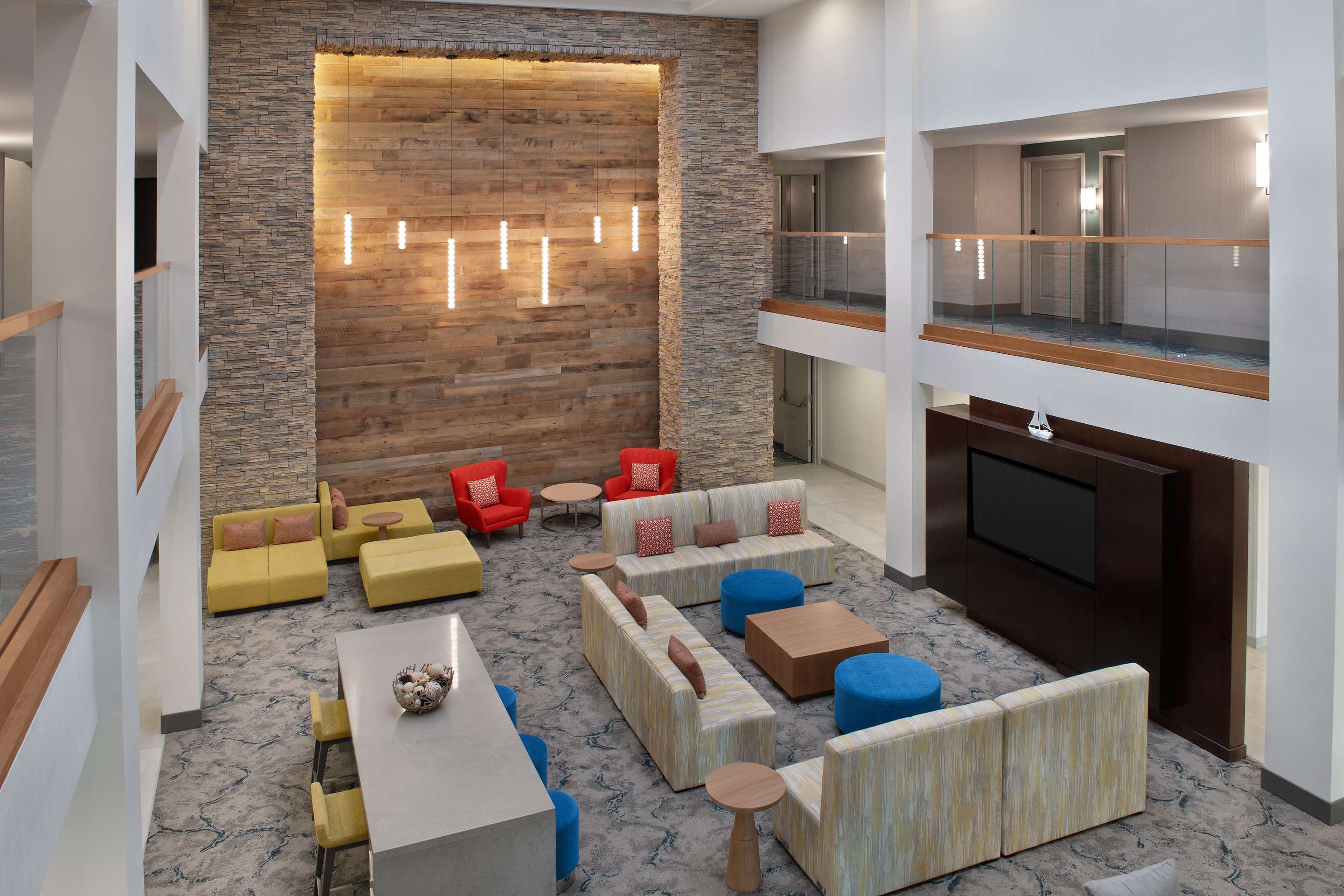 Lobby | Hilton Garden Inn Marina Del Rey