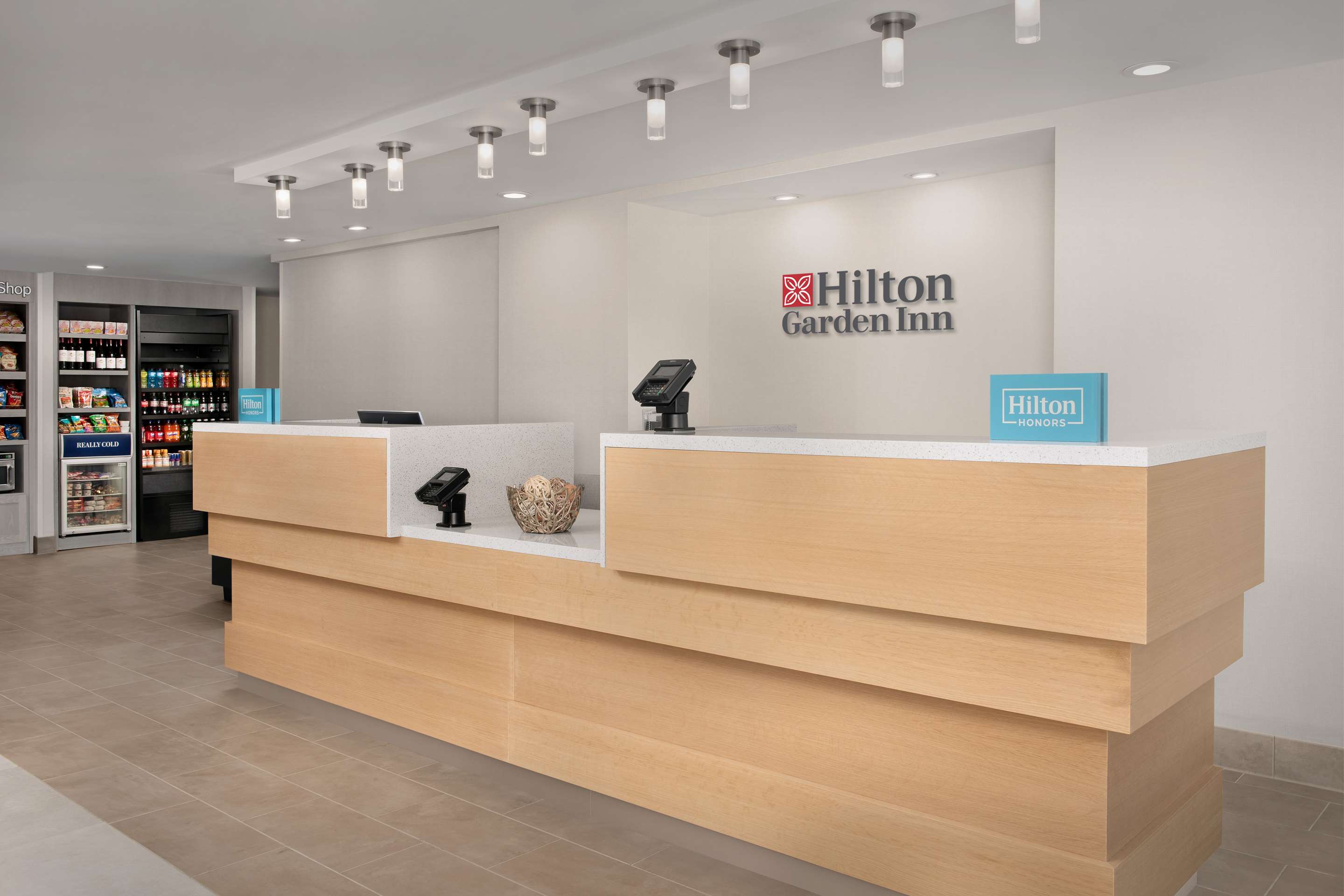 Reception | Hilton Garden Inn Marina Del Rey