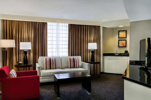  - DoubleTree by Hilton Hotel Downtown Los Angeles