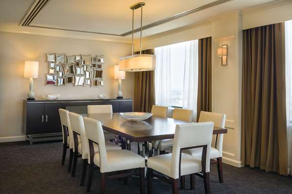  - DoubleTree by Hilton Hotel Downtown Los Angeles