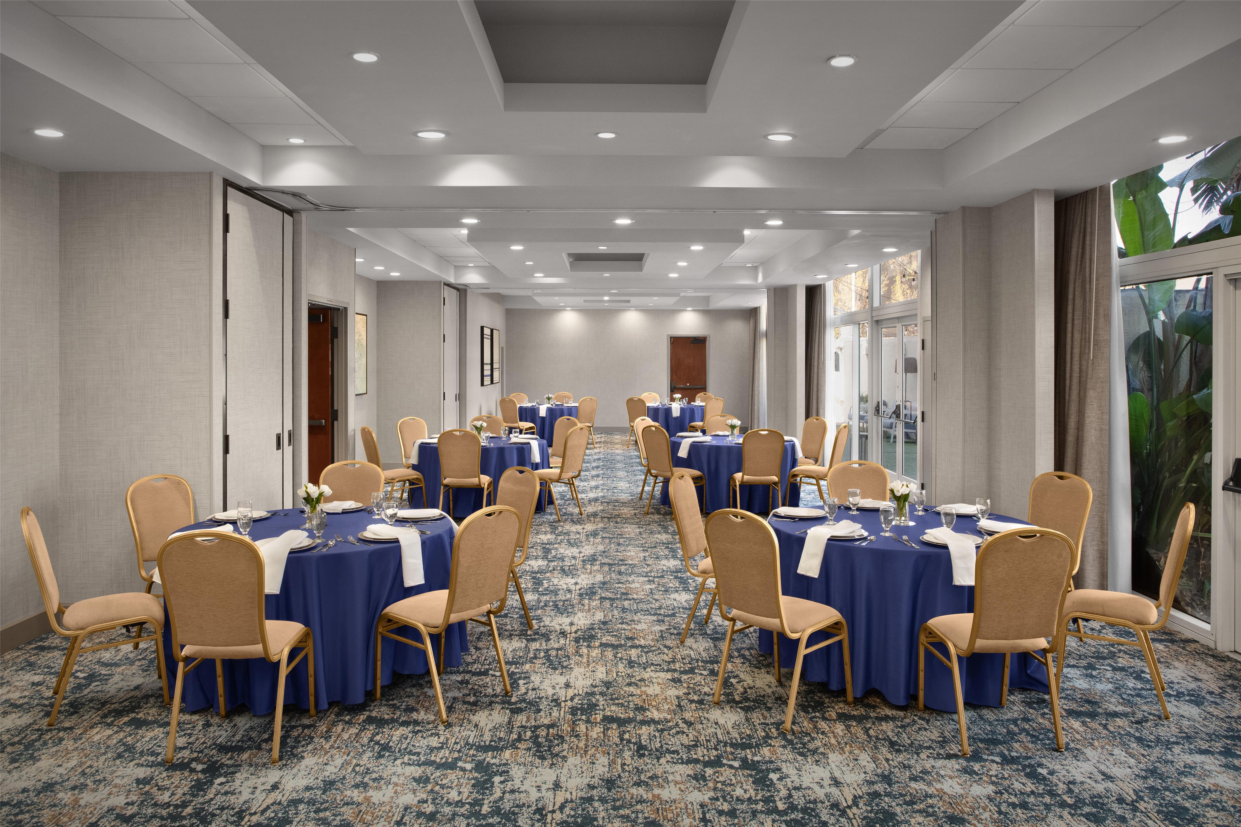 Meeting Room | DoubleTree by Hilton LAX - El Segundo