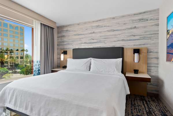  - Embassy Suites Garden Grove