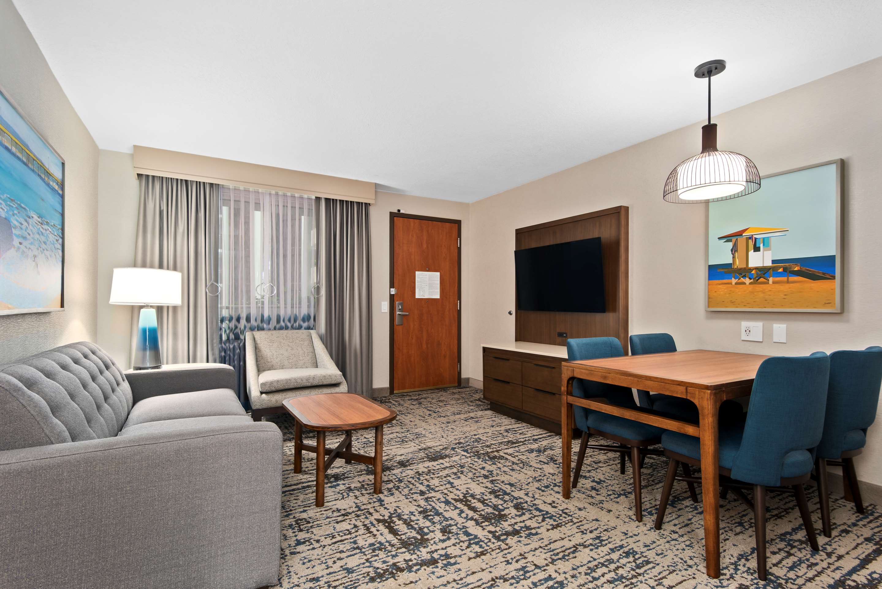 Guest room