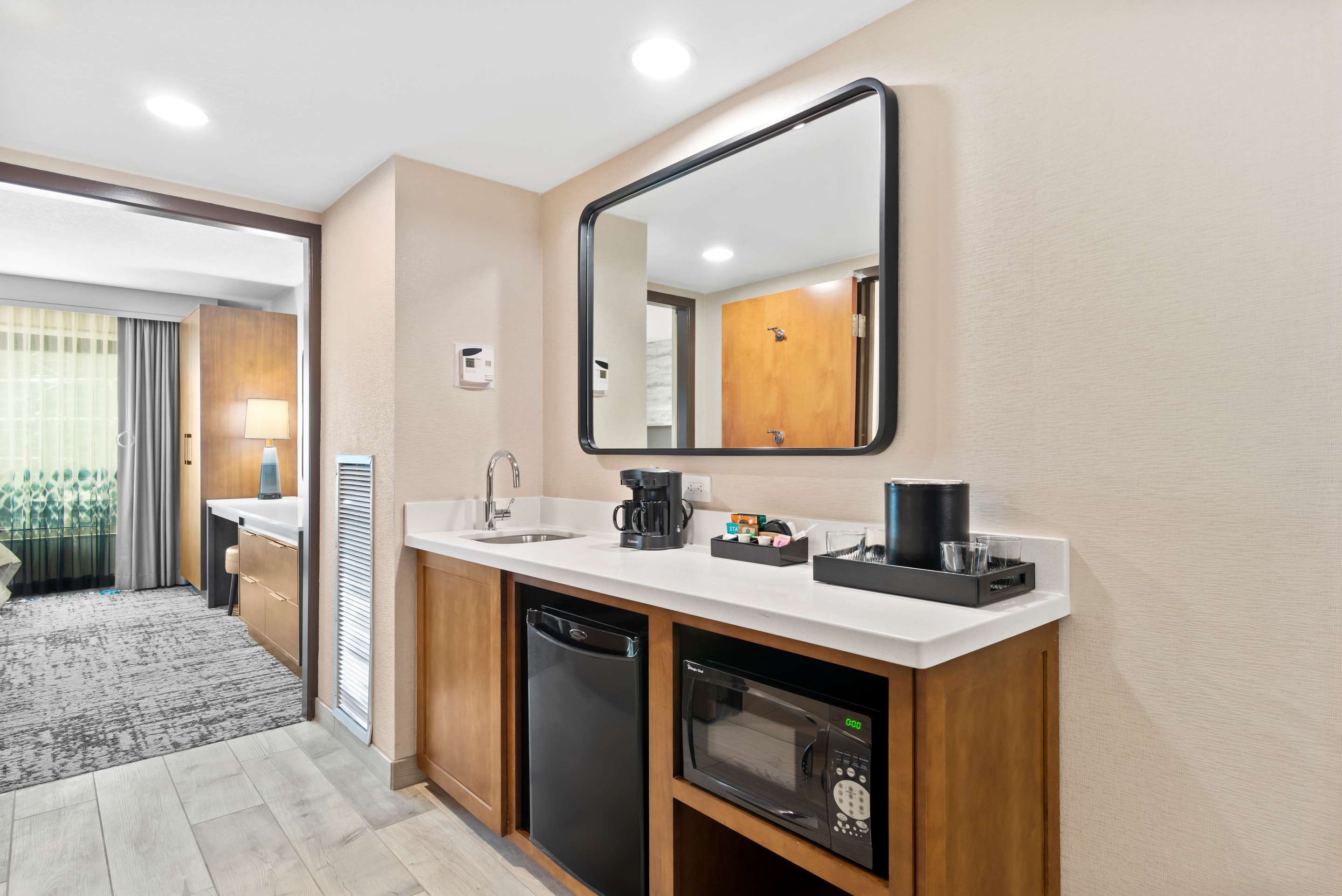 Guest room