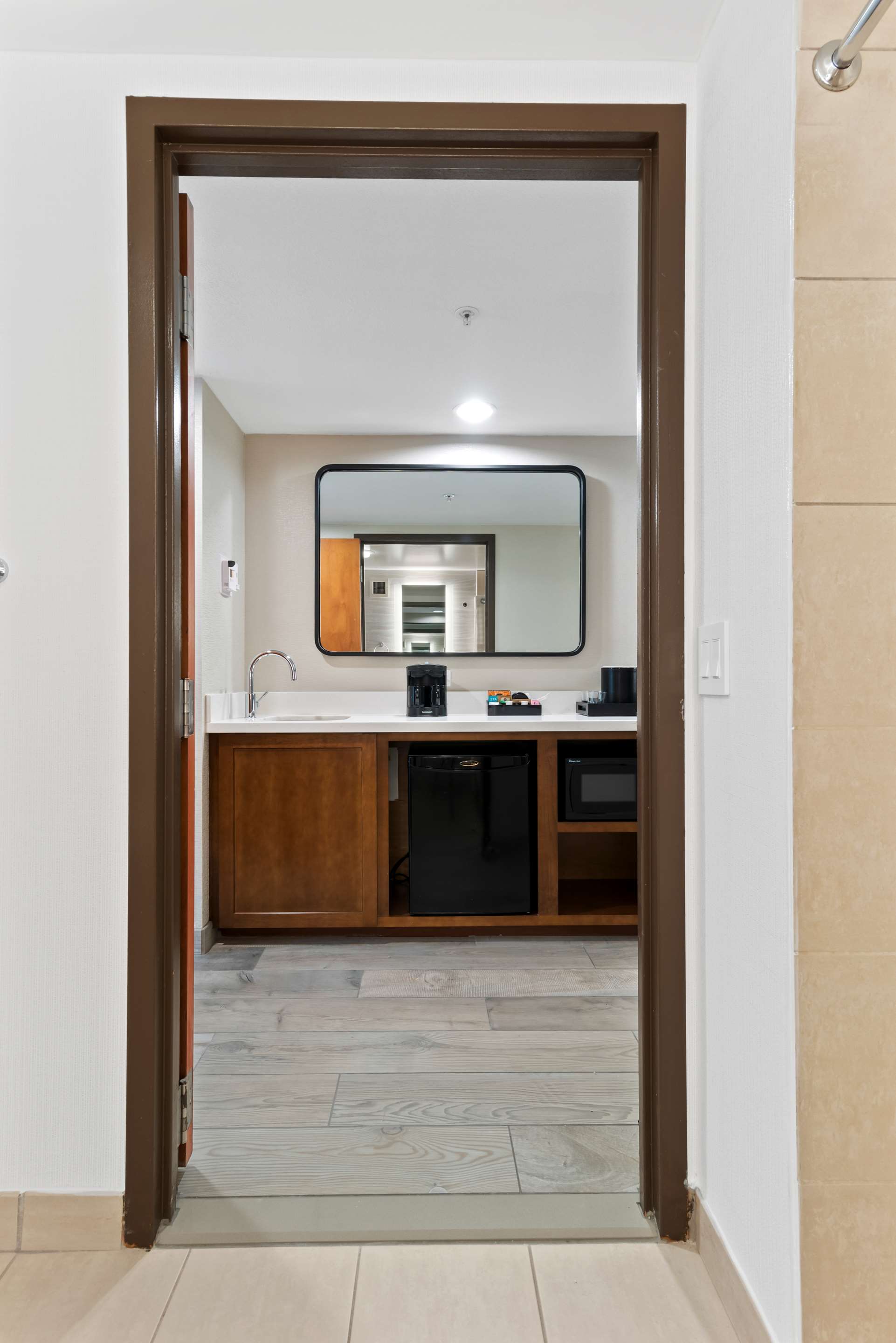 Guest room