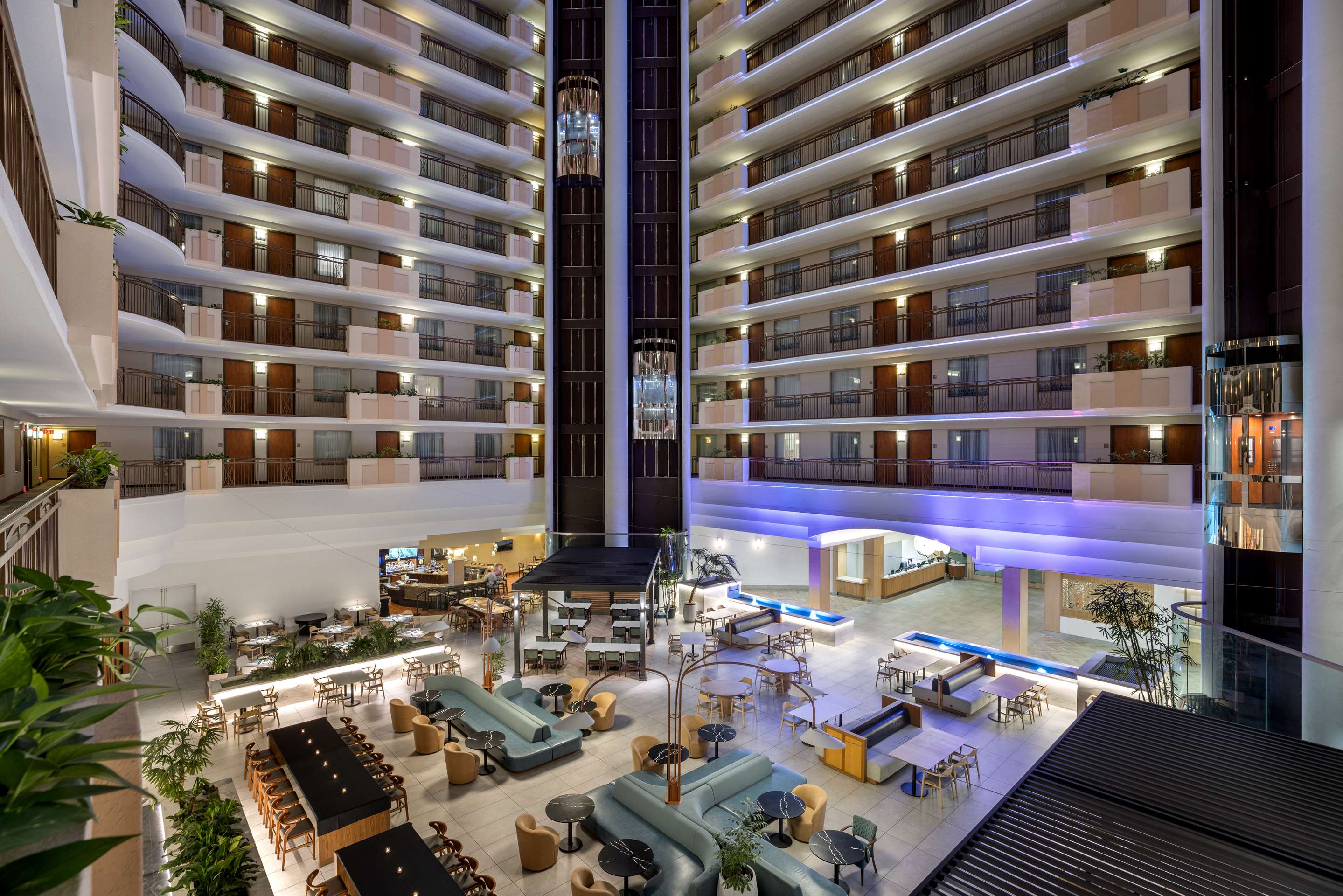 BarLounge | Embassy Suites by Hilton Anaheim South