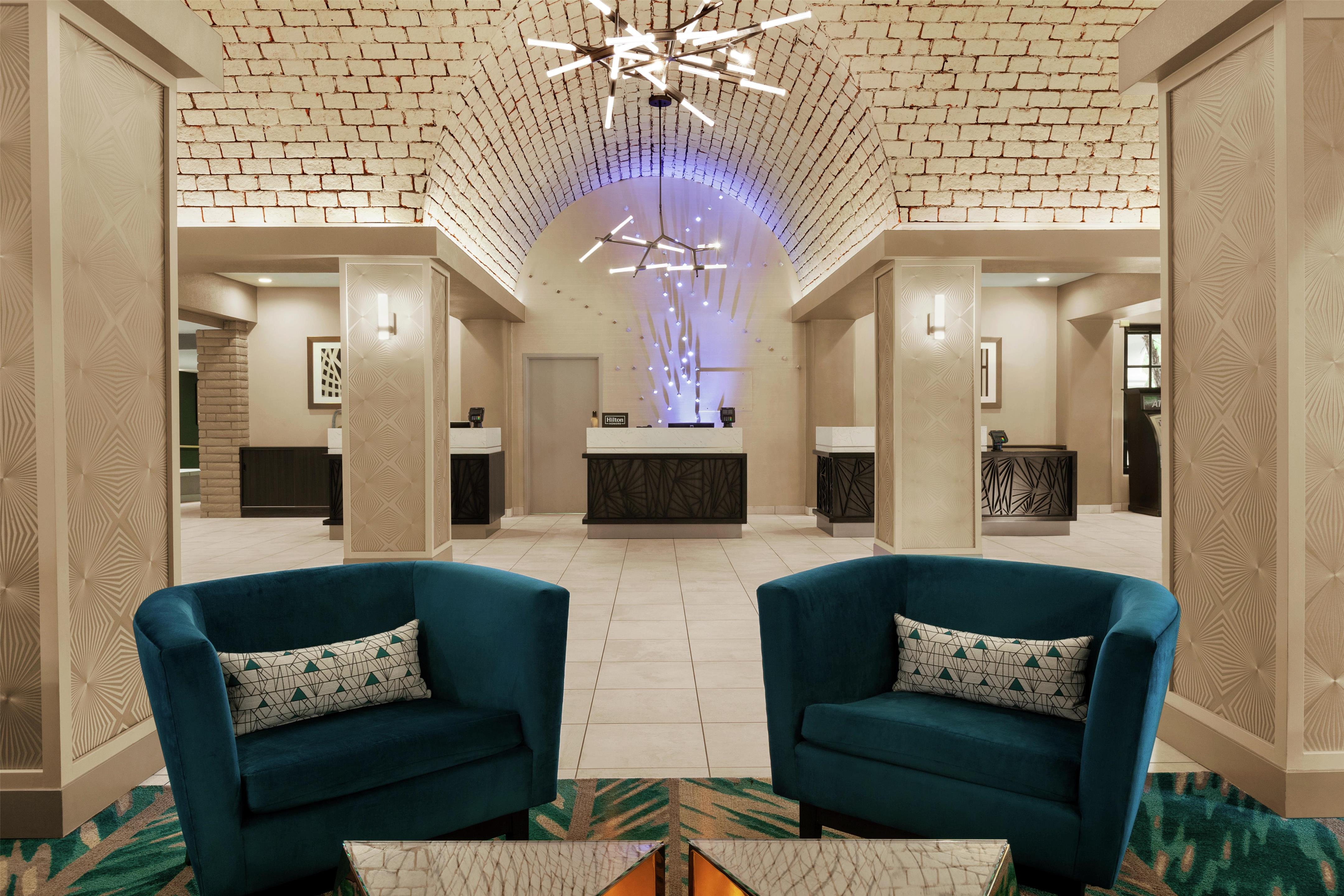 Lobby | Embassy Suites by Hilton Arcadia Pasadena Area
