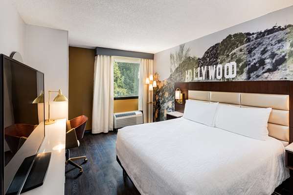  - Hilton Garden Inn Hollywood
