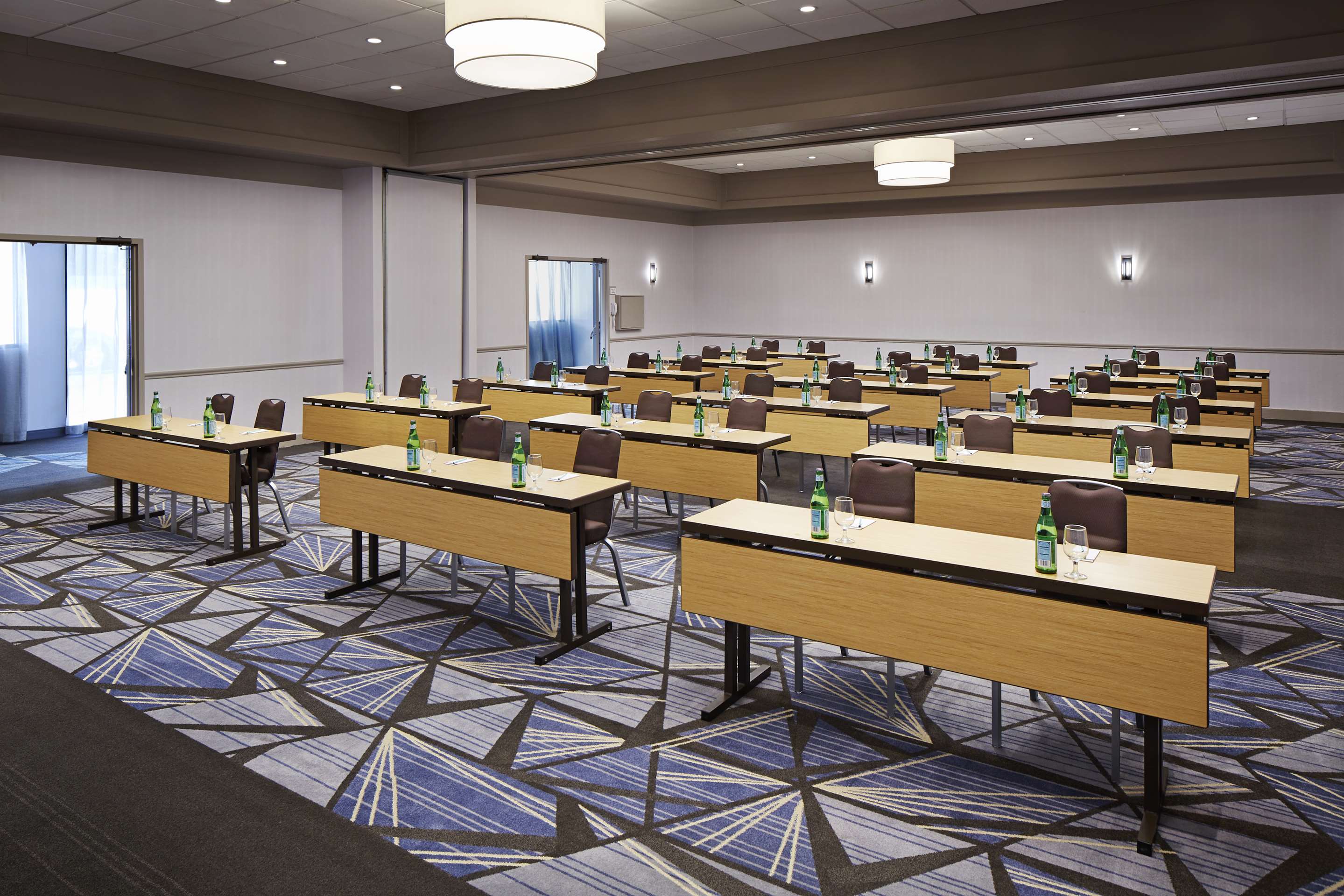 Meeting Room | Hotel MDR Marina del Rey - a DoubleTree by Hilton