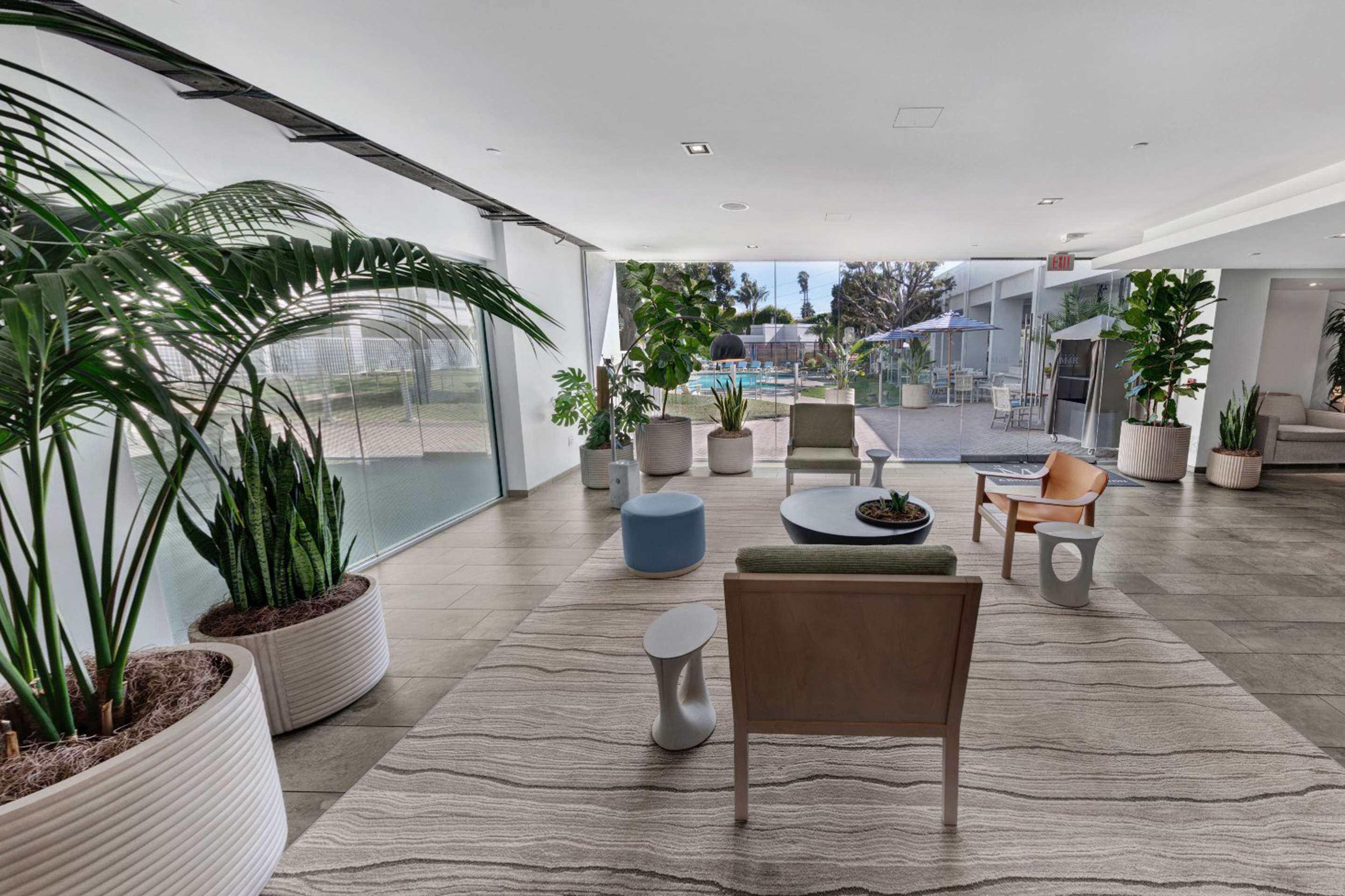Lobby | Hotel MDR Marina del Rey - a DoubleTree by Hilton