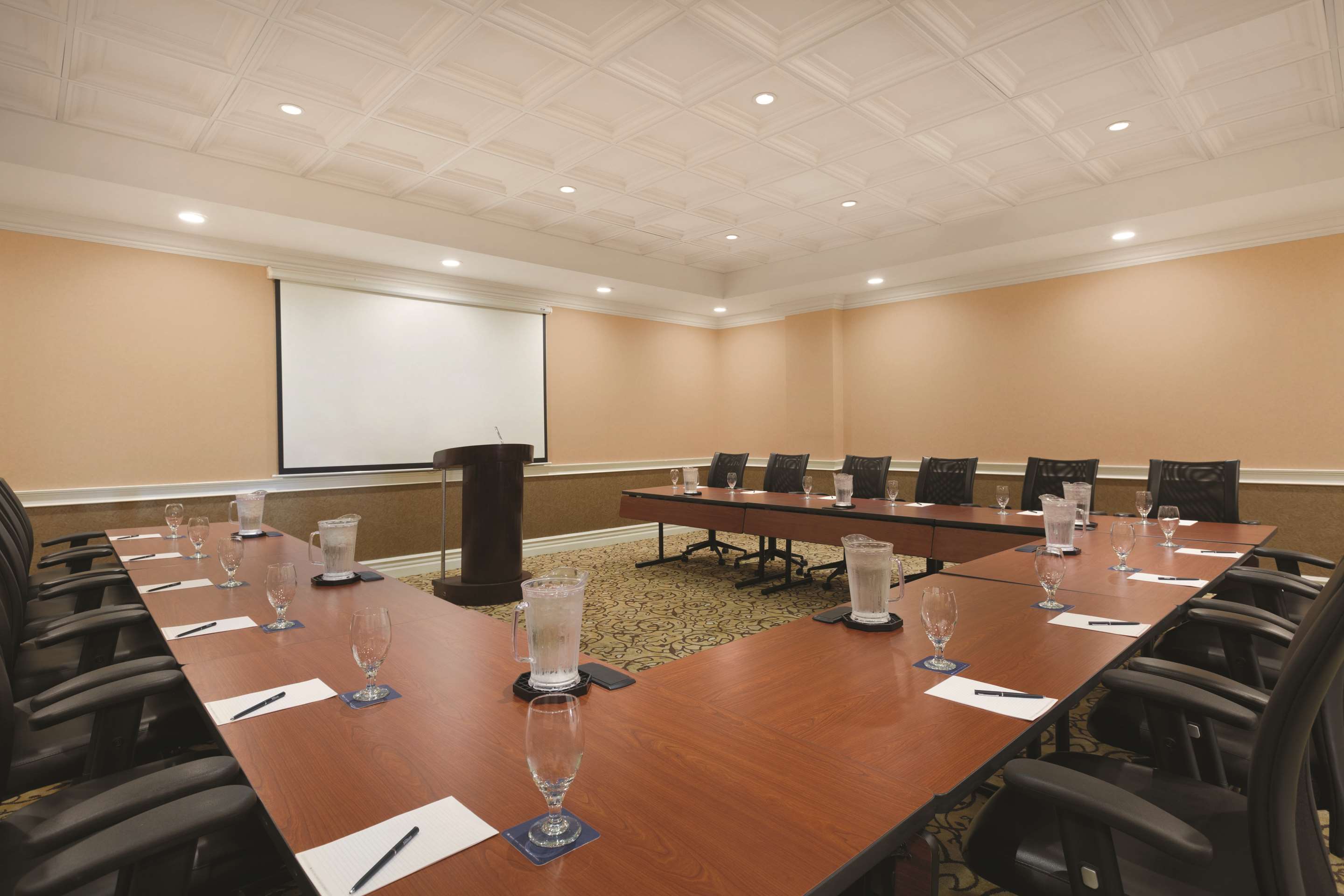 Meeting Room | Hilton Los Angeles/San Gabriel