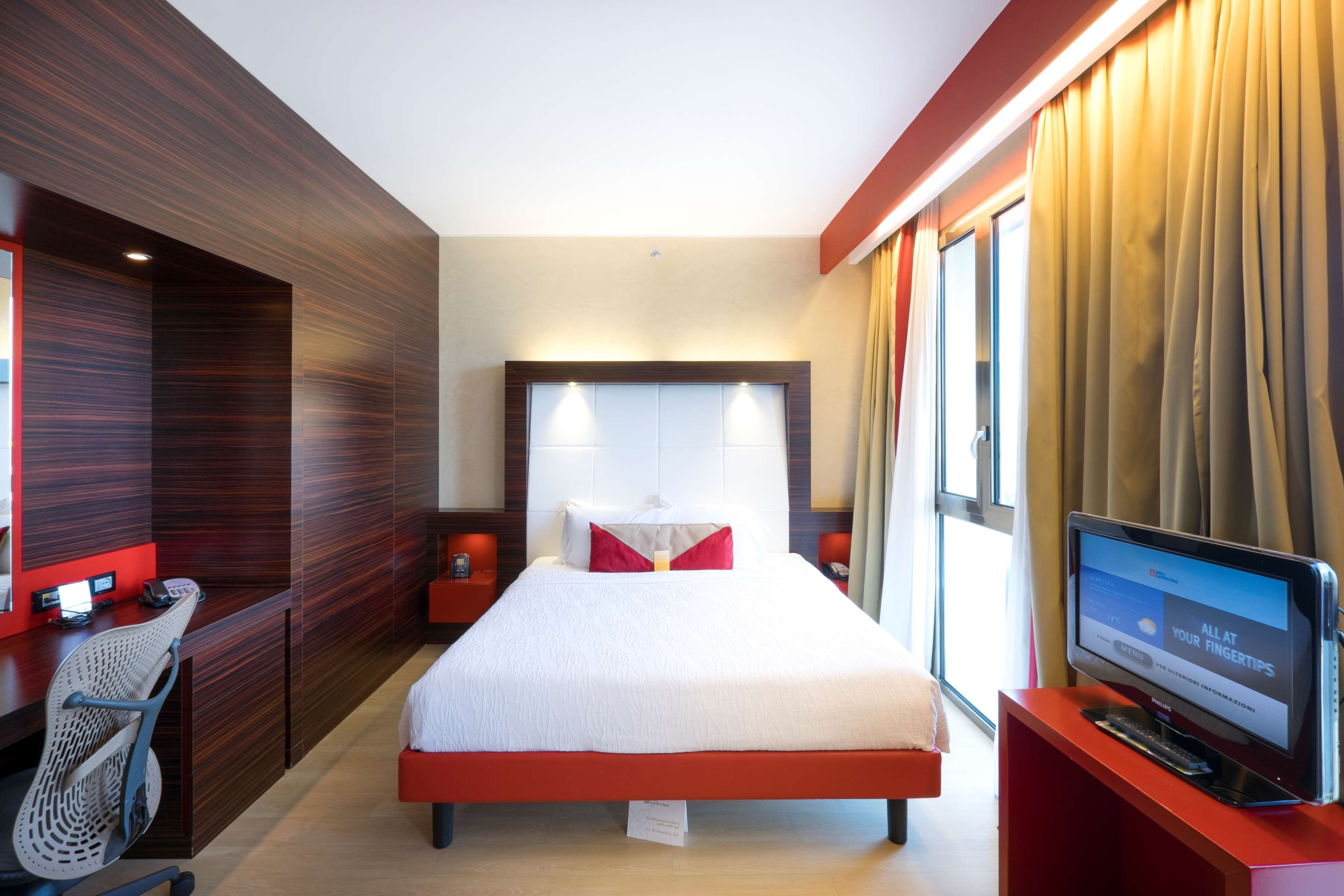 Hilton Garden Inn Lecce Room Type - 1 KING SUPERIOR ROOM Hilton Garden Inn Lecce Room Type - 1 KING SUPERIOR ROOM
