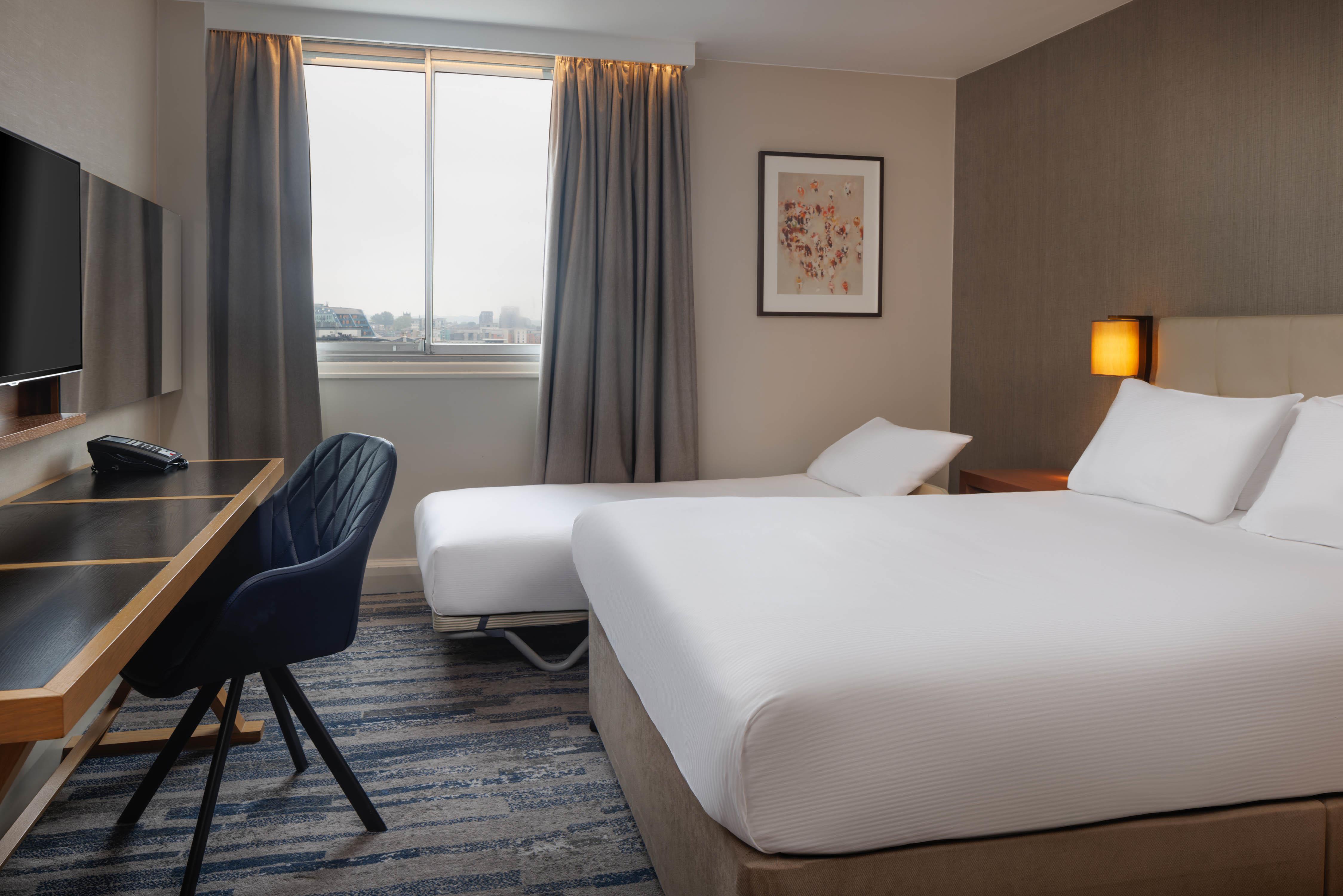 Hilton Leeds City Hotel Room Type - DOUBLE ROOM WITH SOFA BED