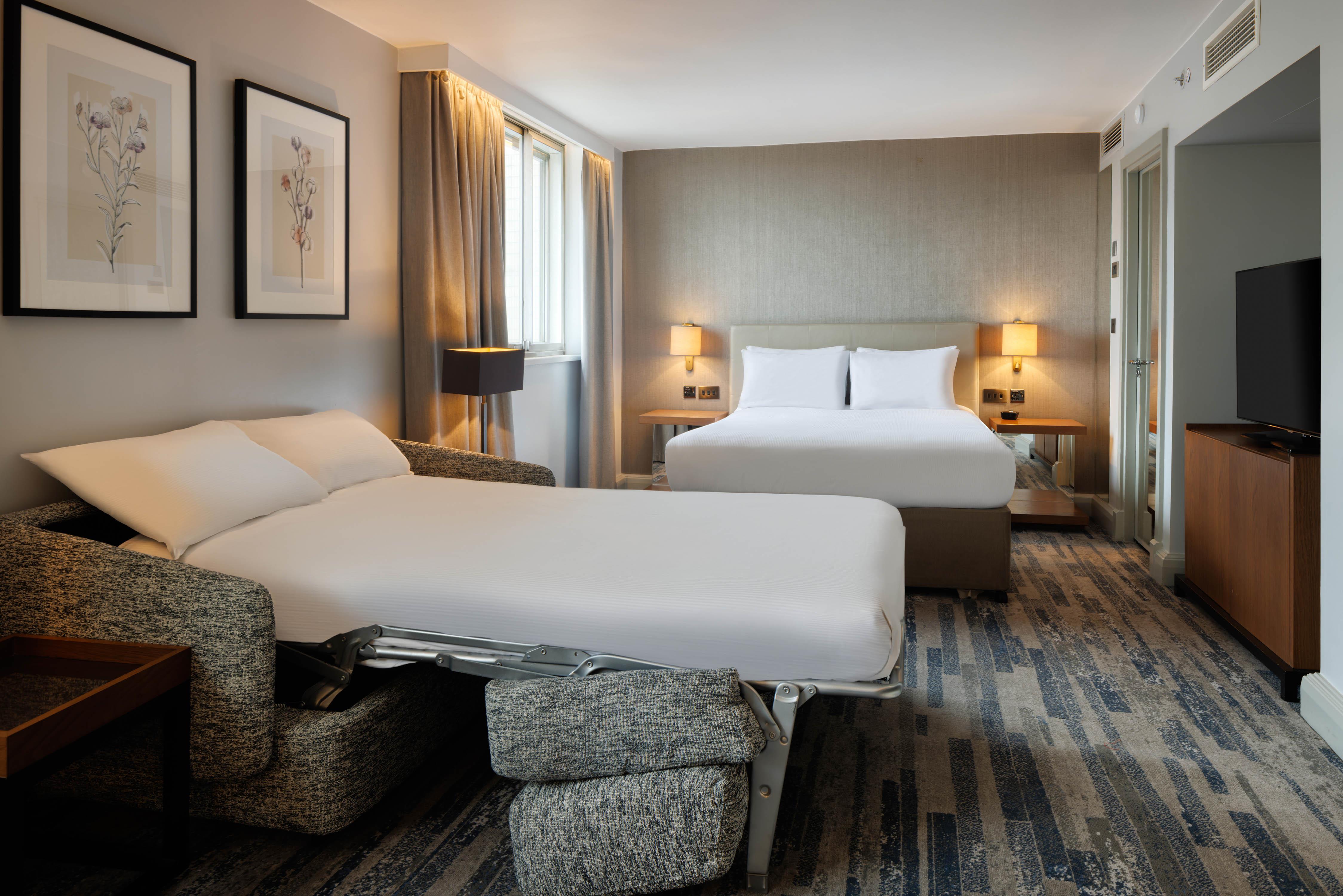 Hilton Leeds City Hotel Room Type - FAMILY SUITE