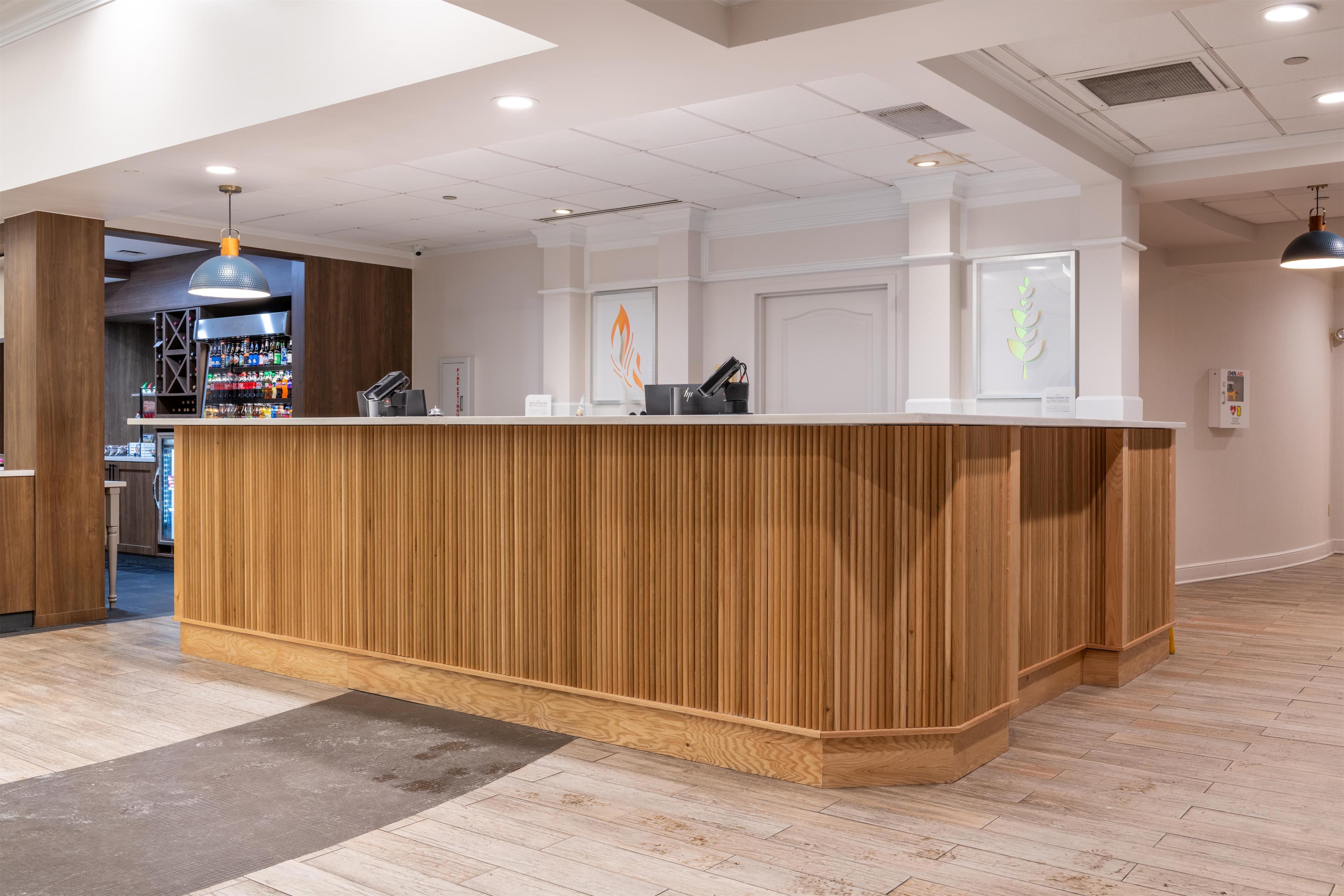 Reception | Hilton Garden Inn Auburn Riverwatch