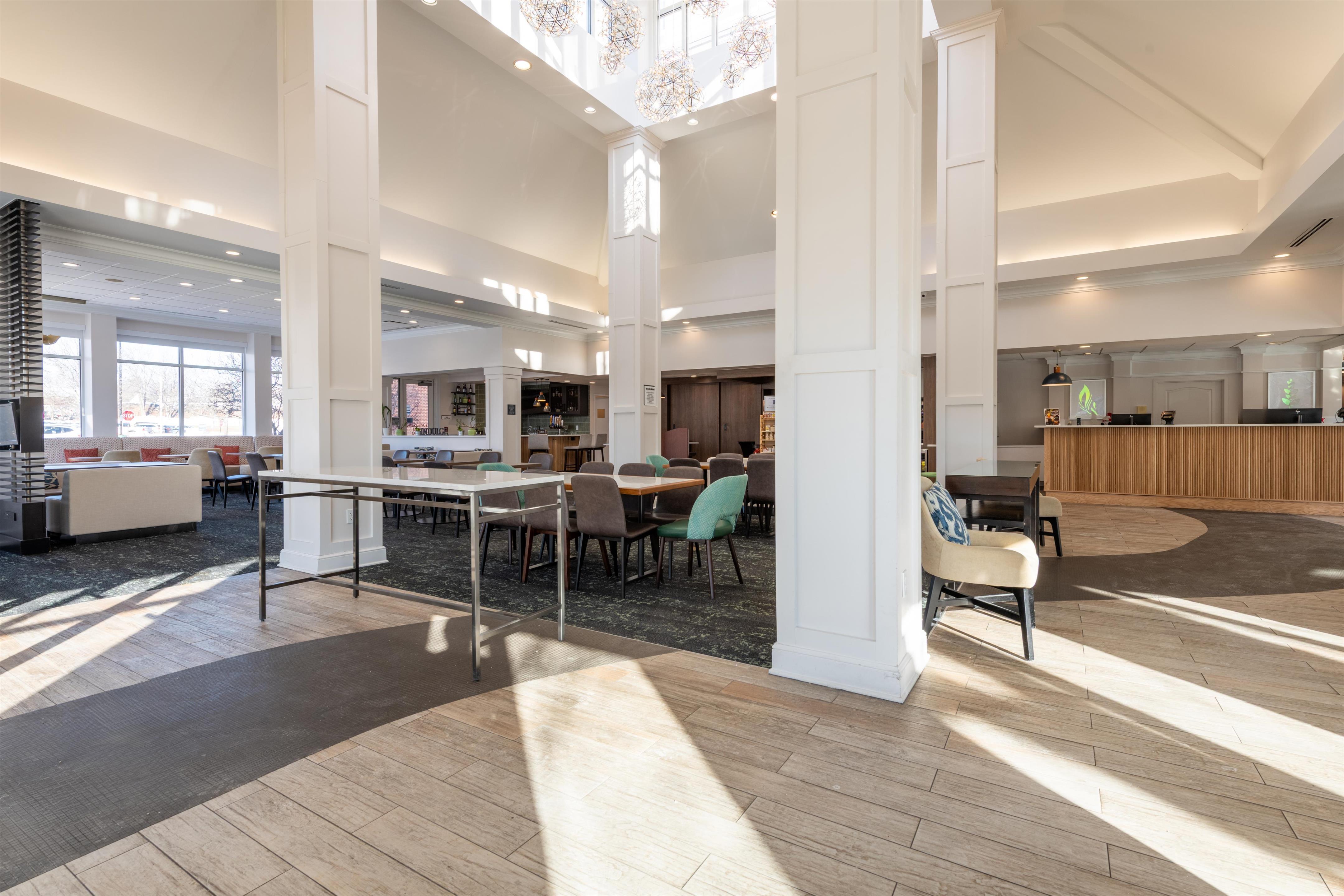 Lobby | Hilton Garden Inn Auburn Riverwatch