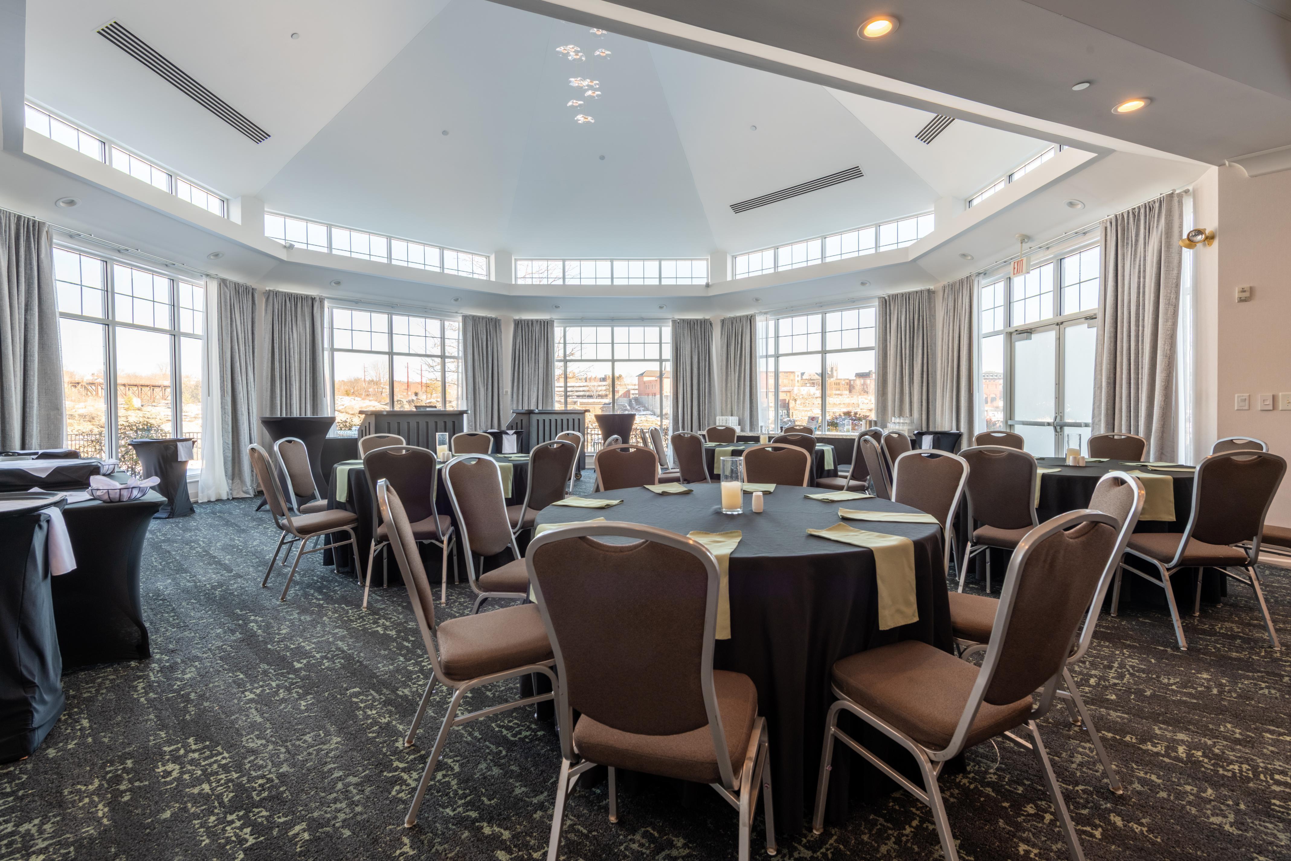 Meeting Room | Hilton Garden Inn Auburn Riverwatch