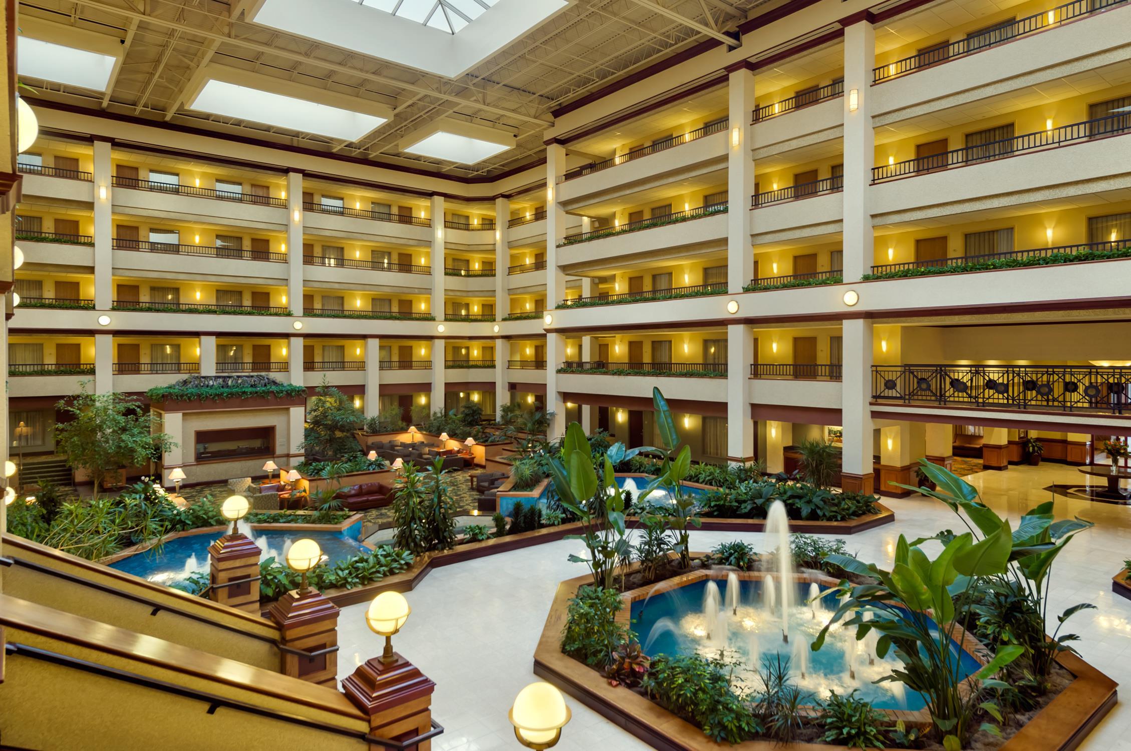 Lobby | Embassy Suites by Hilton Lexington/UK Coldstream
