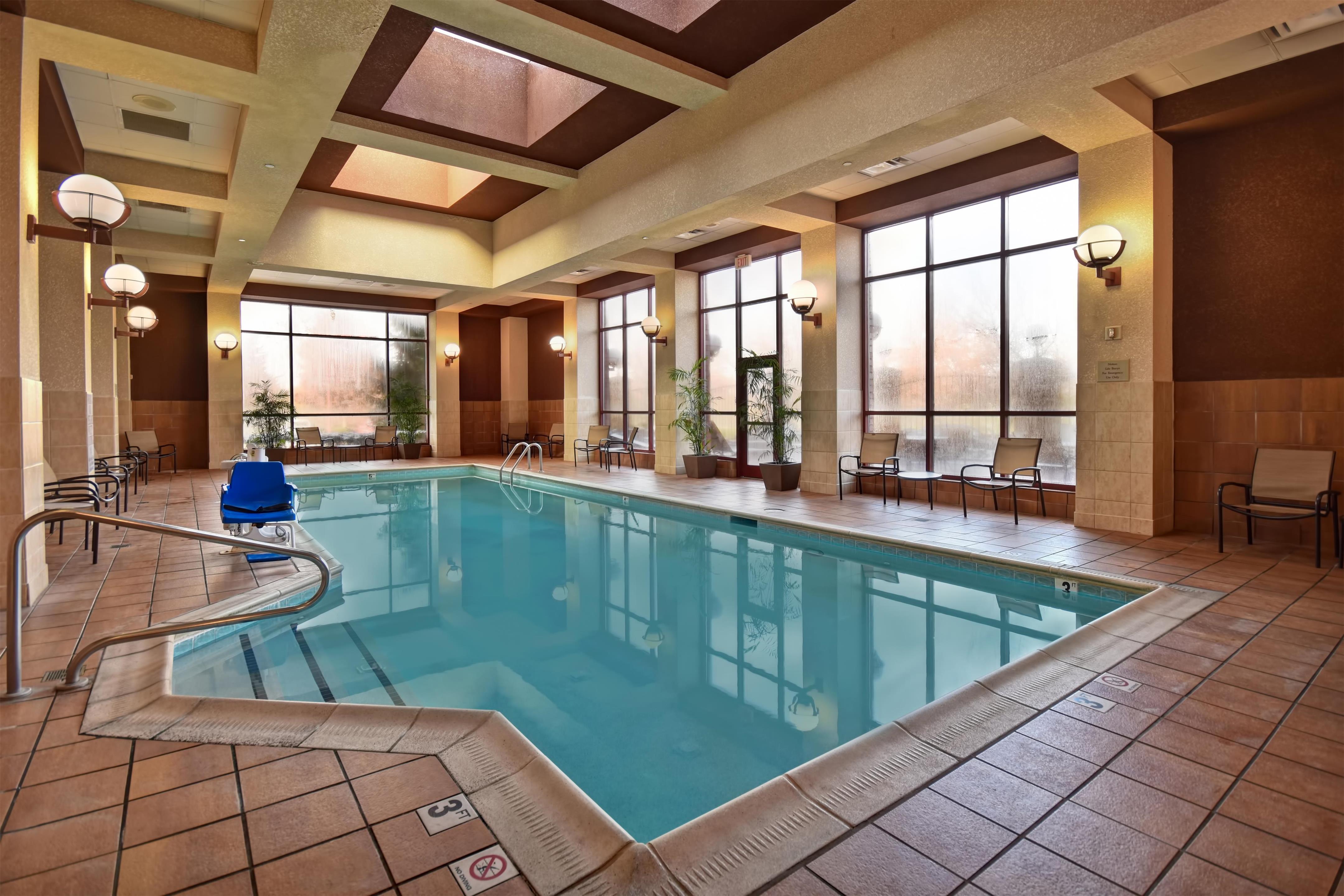 Pool | Embassy Suites by Hilton Lexington/UK Coldstream