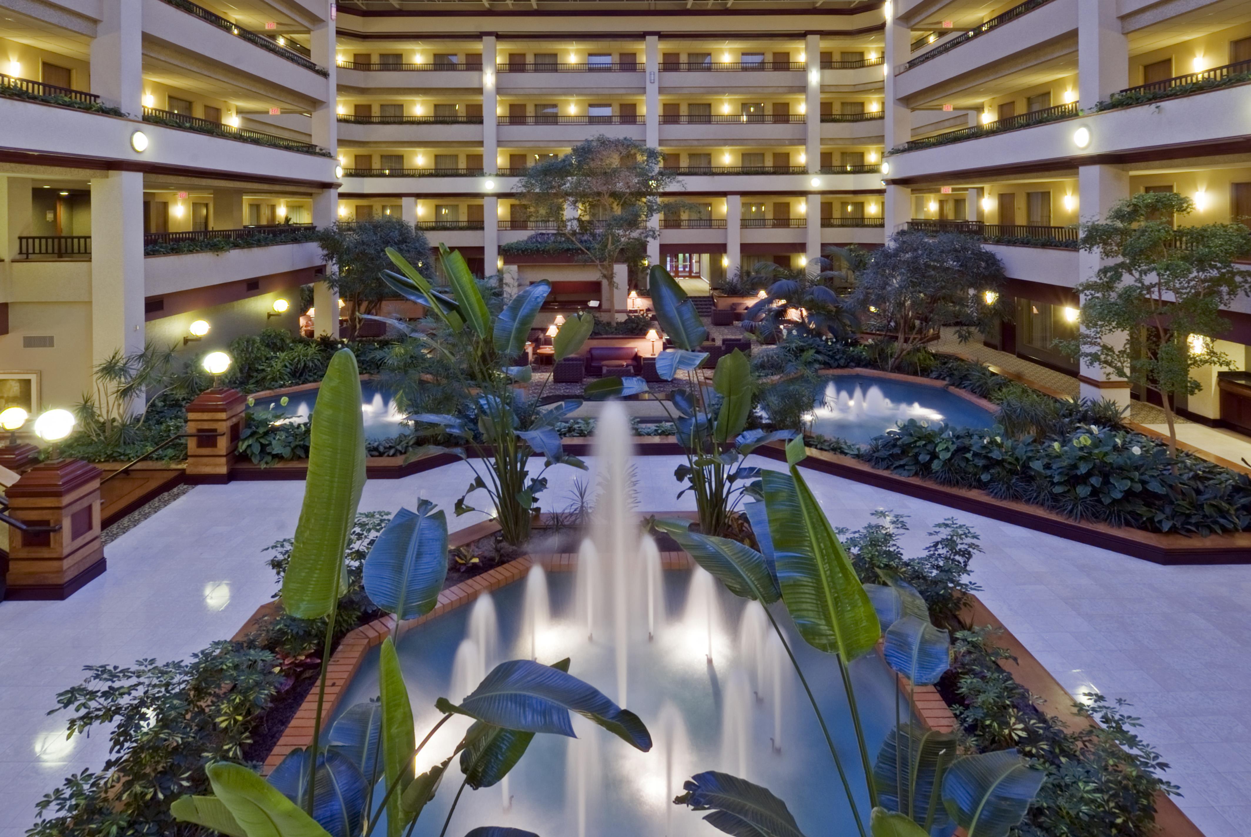 Lobby | Embassy Suites by Hilton Lexington/UK Coldstream