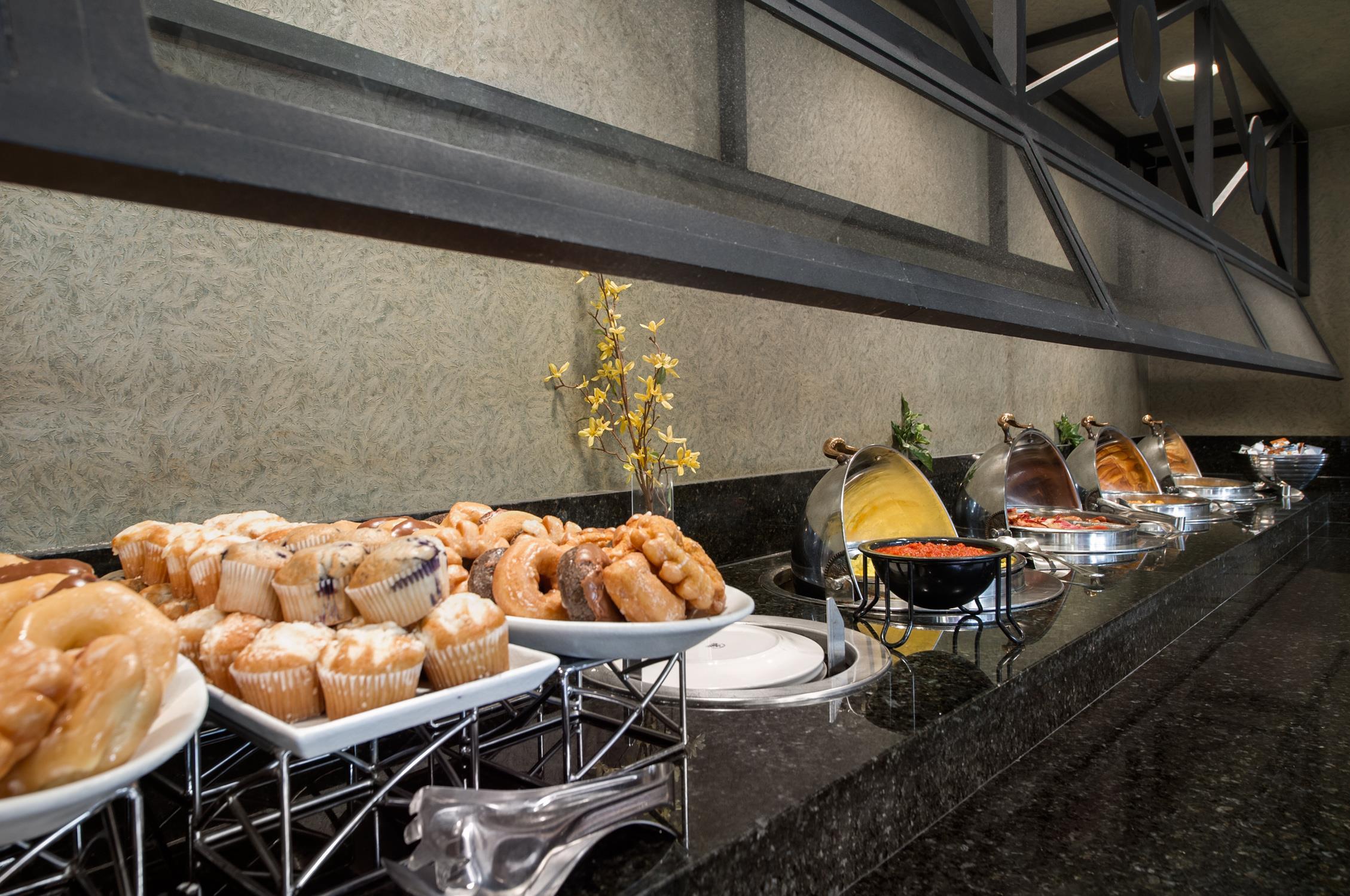 Restaurant | Embassy Suites by Hilton Lexington/UK Coldstream