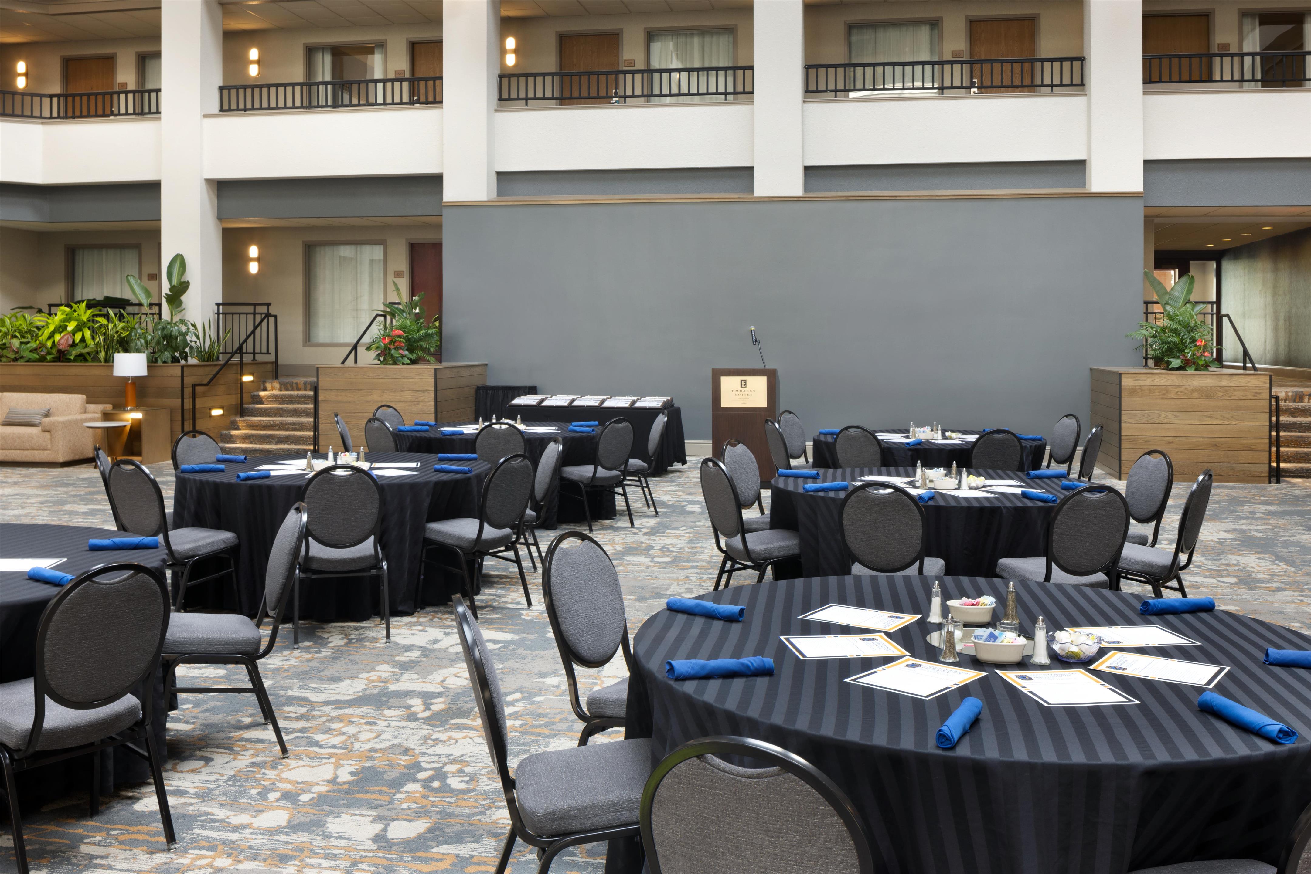 Lobby | Embassy Suites by Hilton Lexington/UK Coldstream