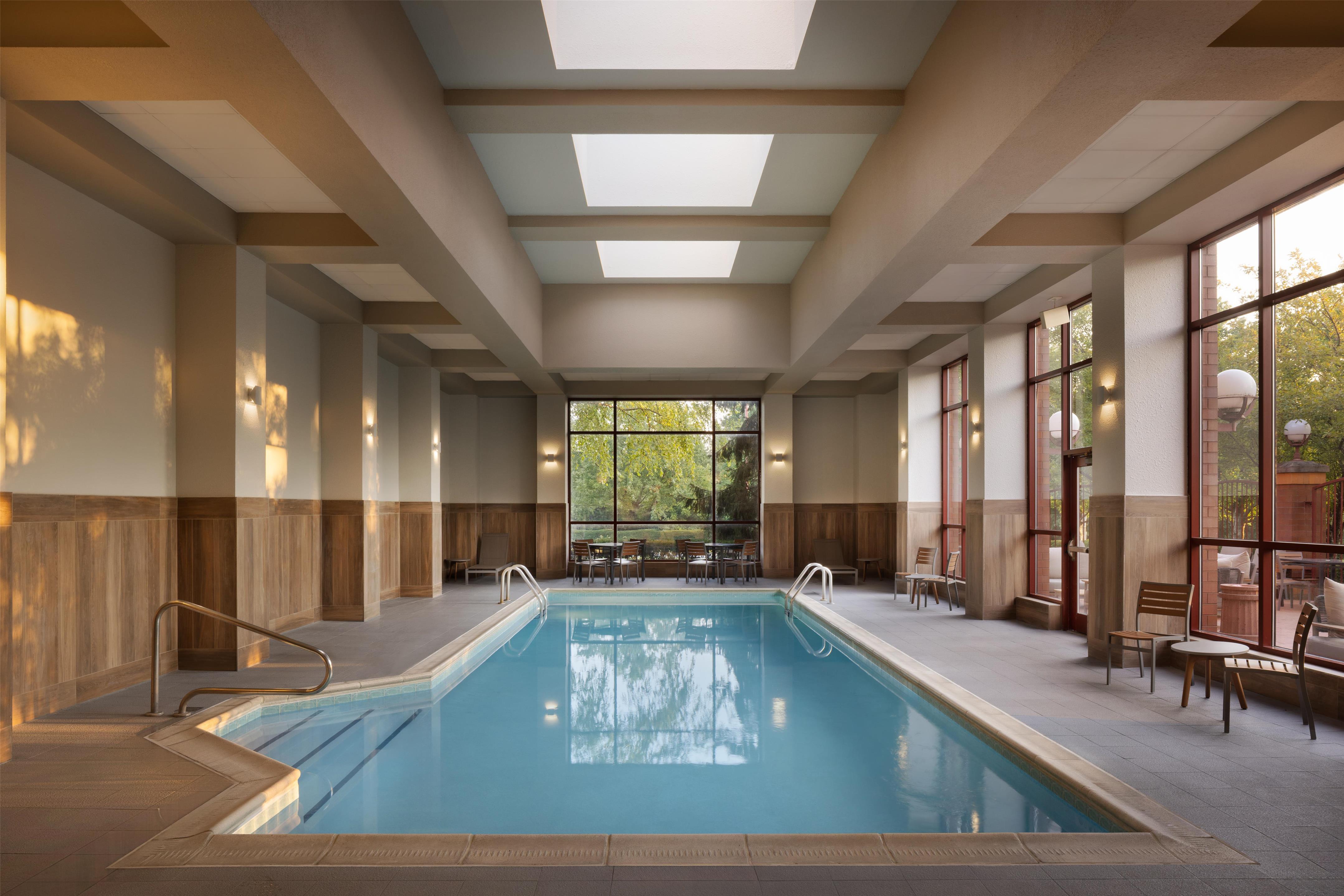 Pool | Embassy Suites by Hilton Lexington/UK Coldstream
