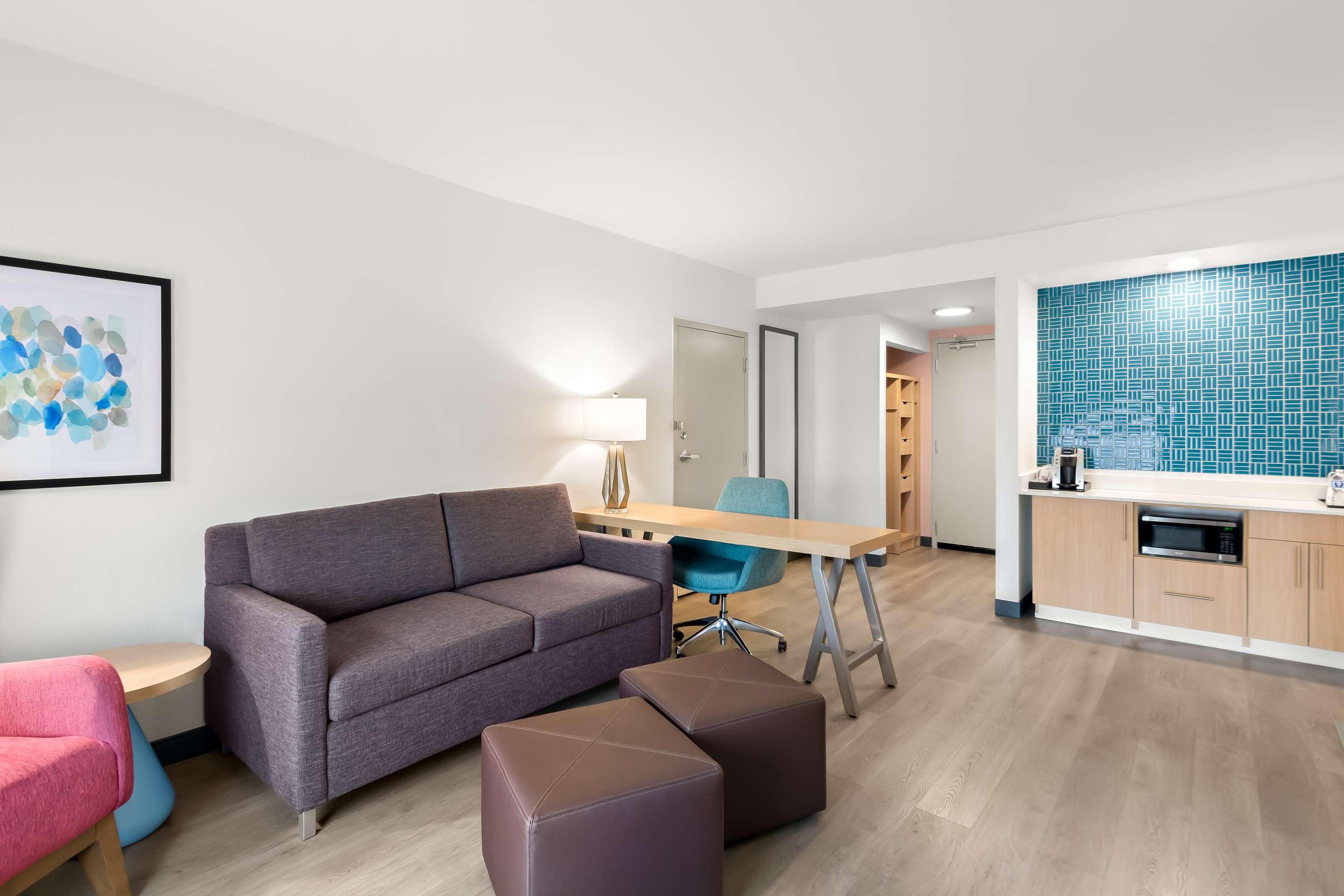 Guest room