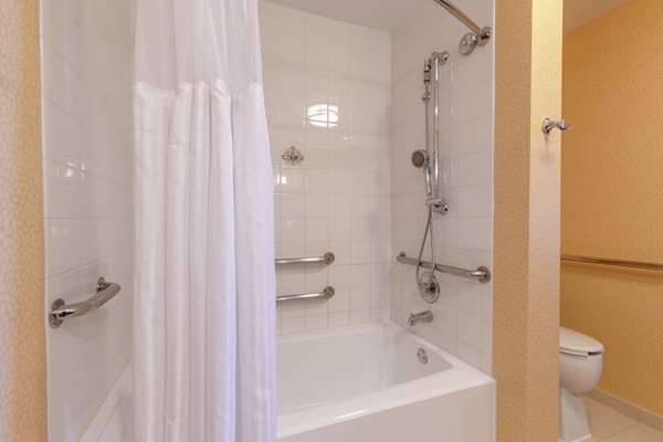  - DoubleTree Suites by Hilton Hotel Lexington