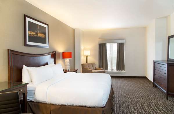  - DoubleTree Suites by Hilton Hotel Lexington