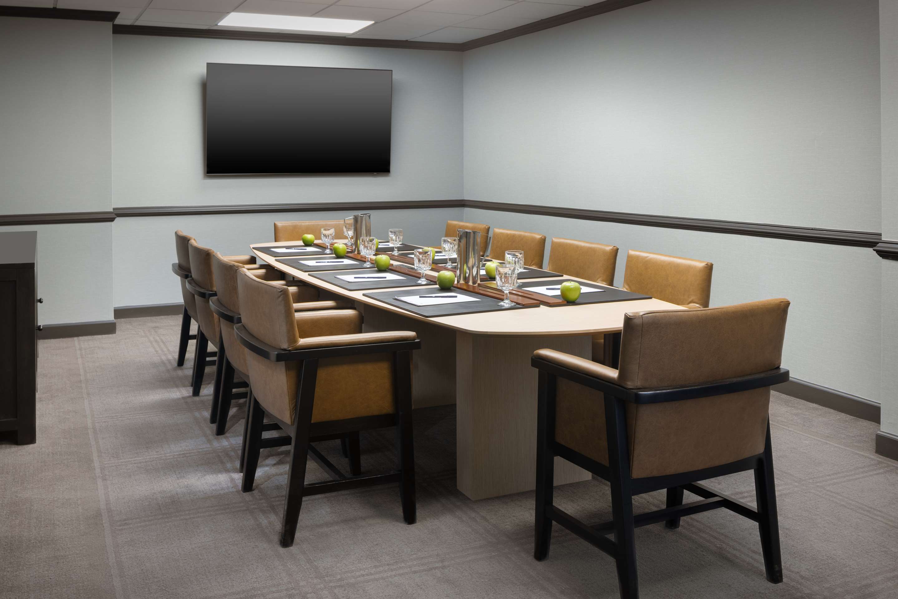 Meeting Room | DoubleTree Suites by Hilton Hotel Lexington