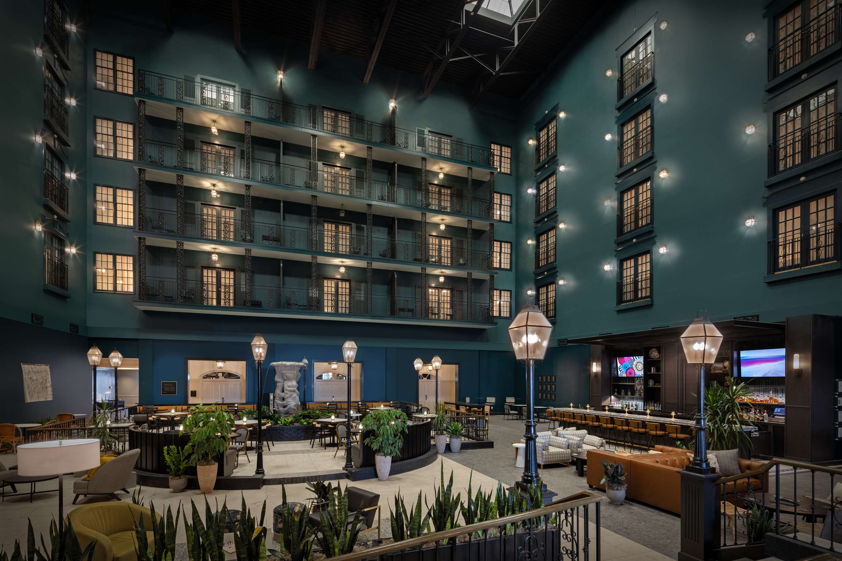 Restaurant | DoubleTree Suites by Hilton Hotel Lexington