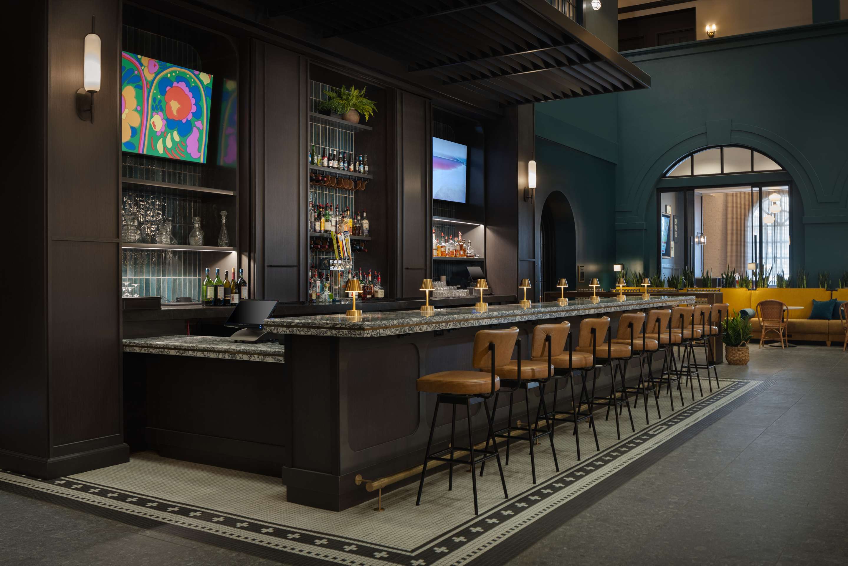 Restaurant | DoubleTree Suites by Hilton Hotel Lexington