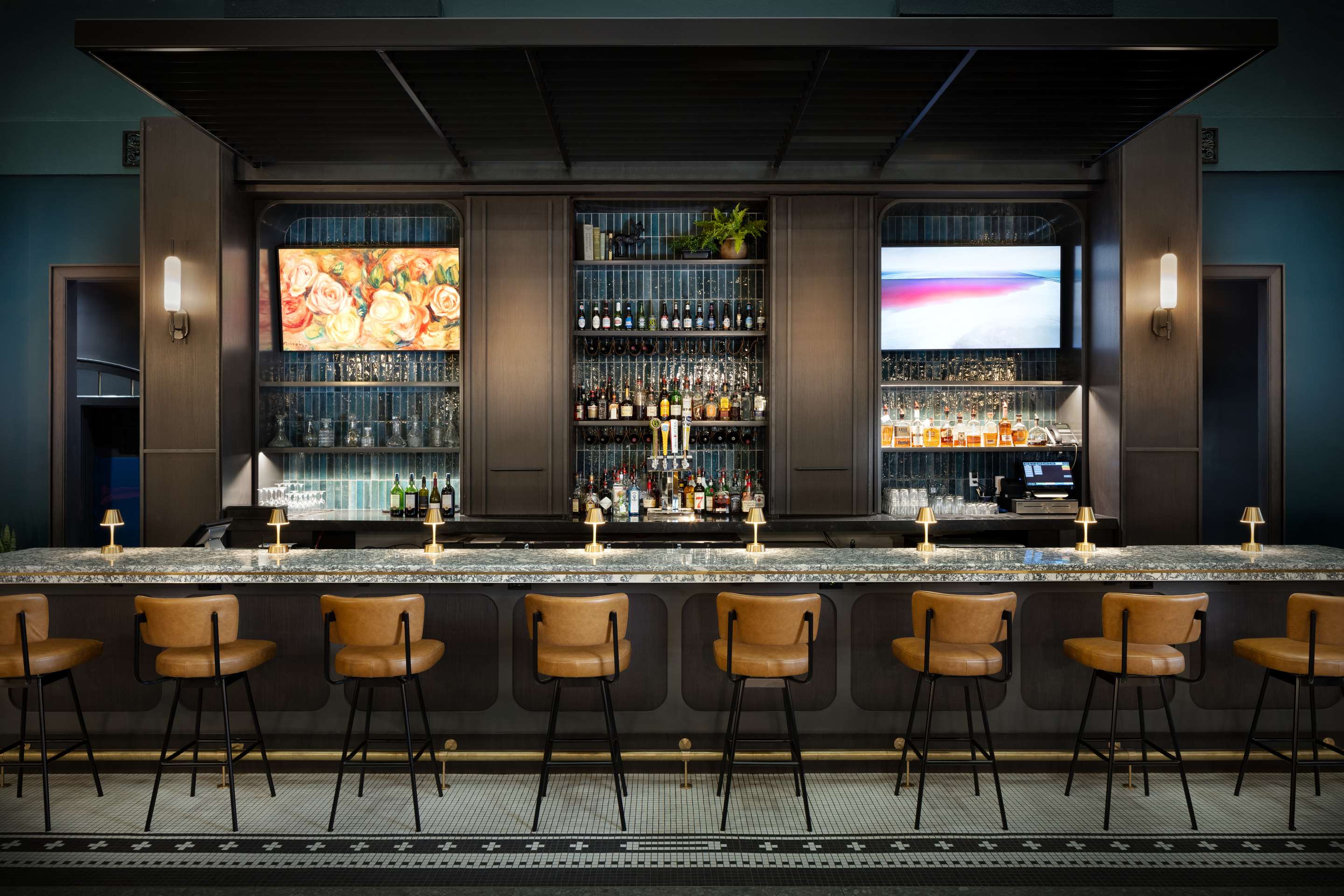 Restaurant | DoubleTree Suites by Hilton Hotel Lexington