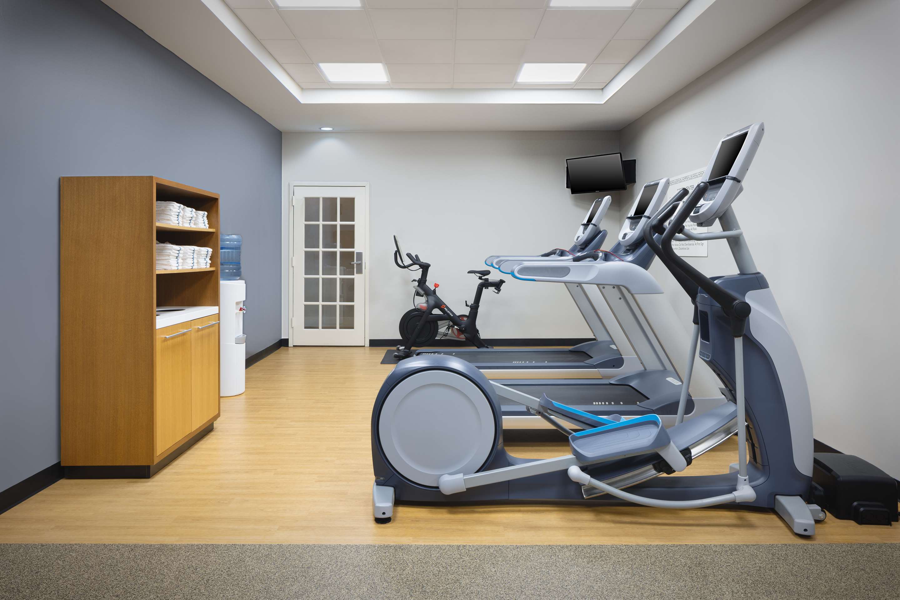 Health club fitness center gym | DoubleTree Suites by Hilton Hotel Lexington