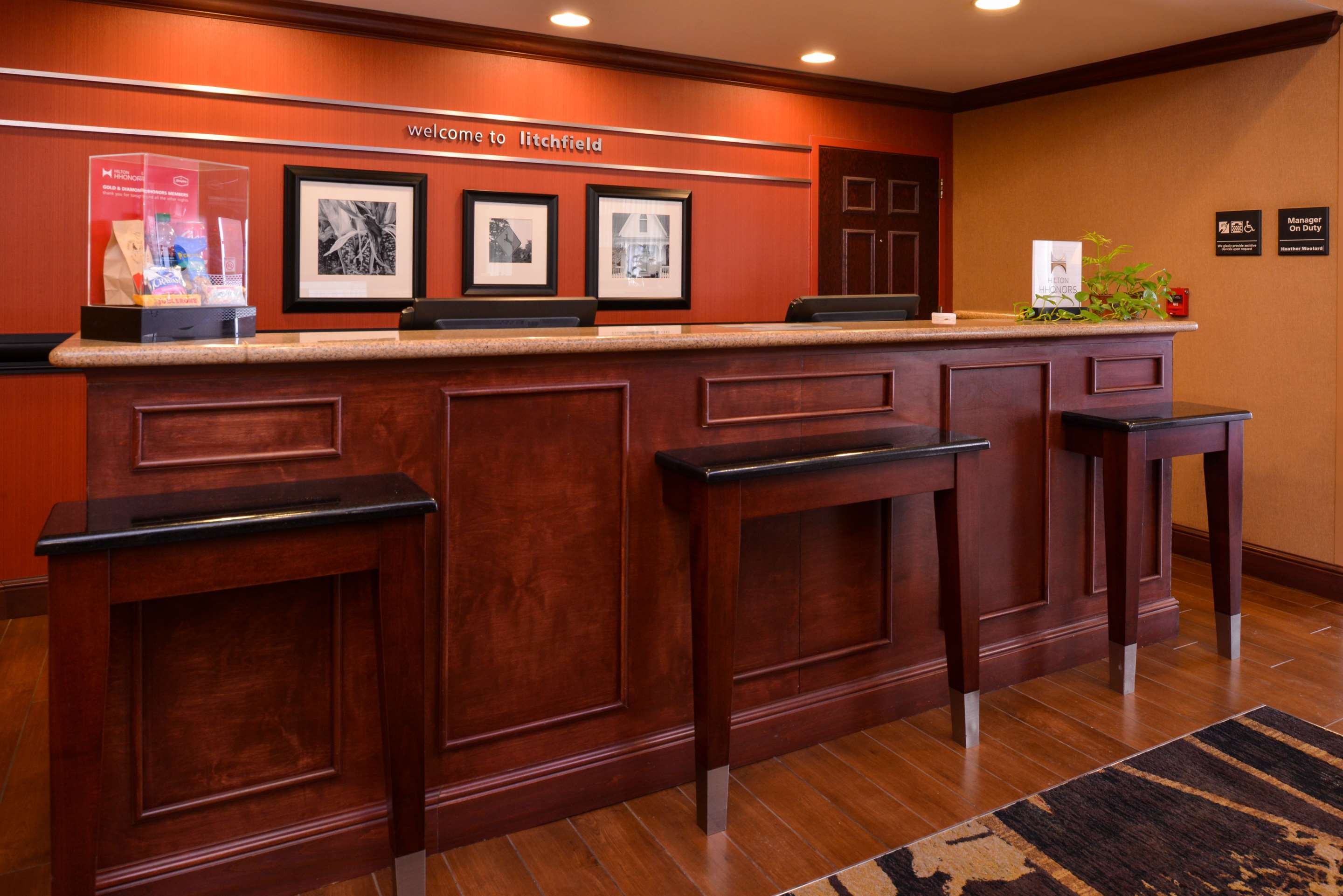 Reception | Hampton Inn Litchfield