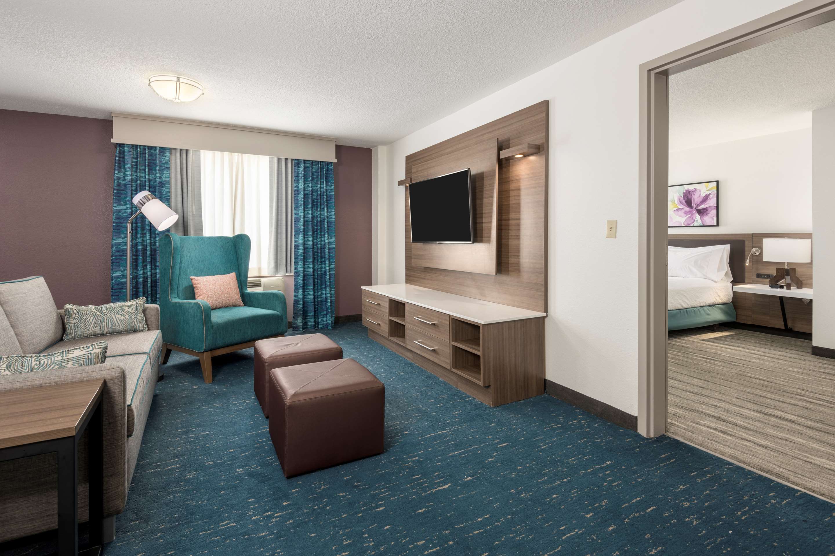 Guest room