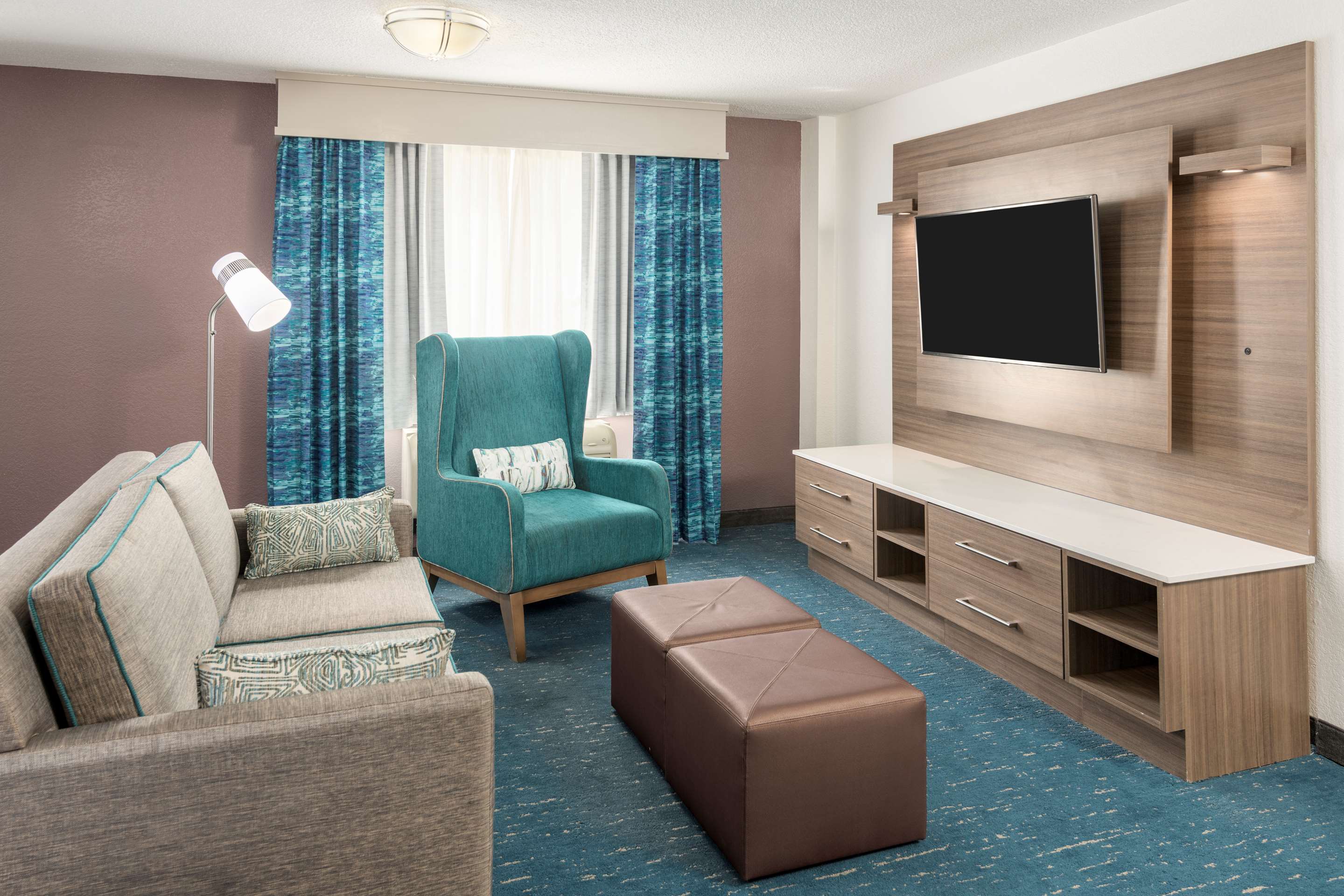 Guest room
